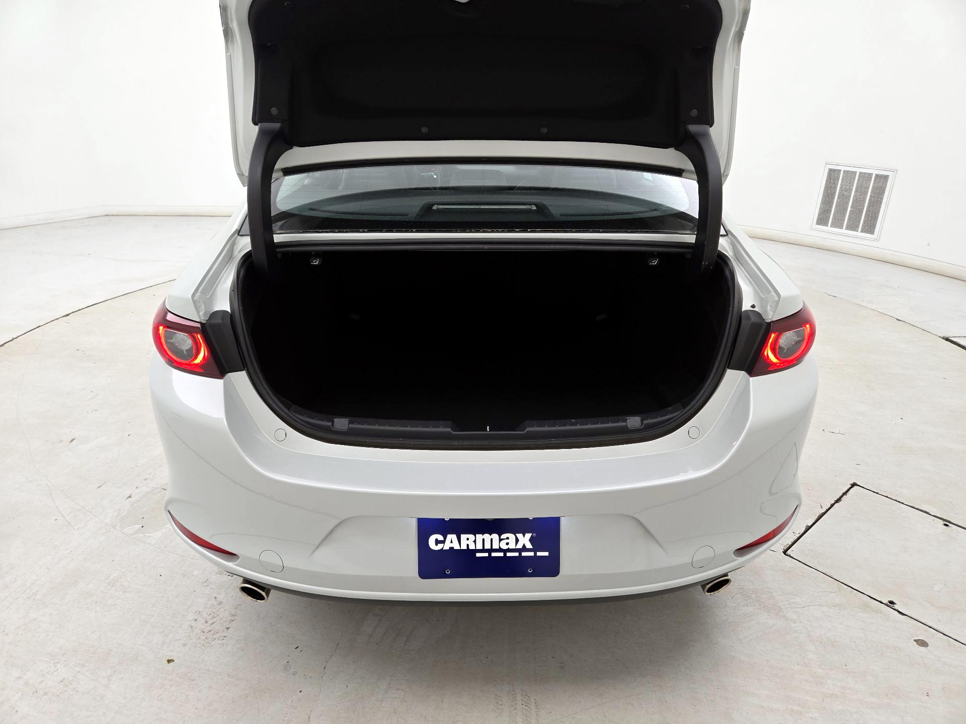 Thumbnail: 2025 Mazda Mazda3 - 20