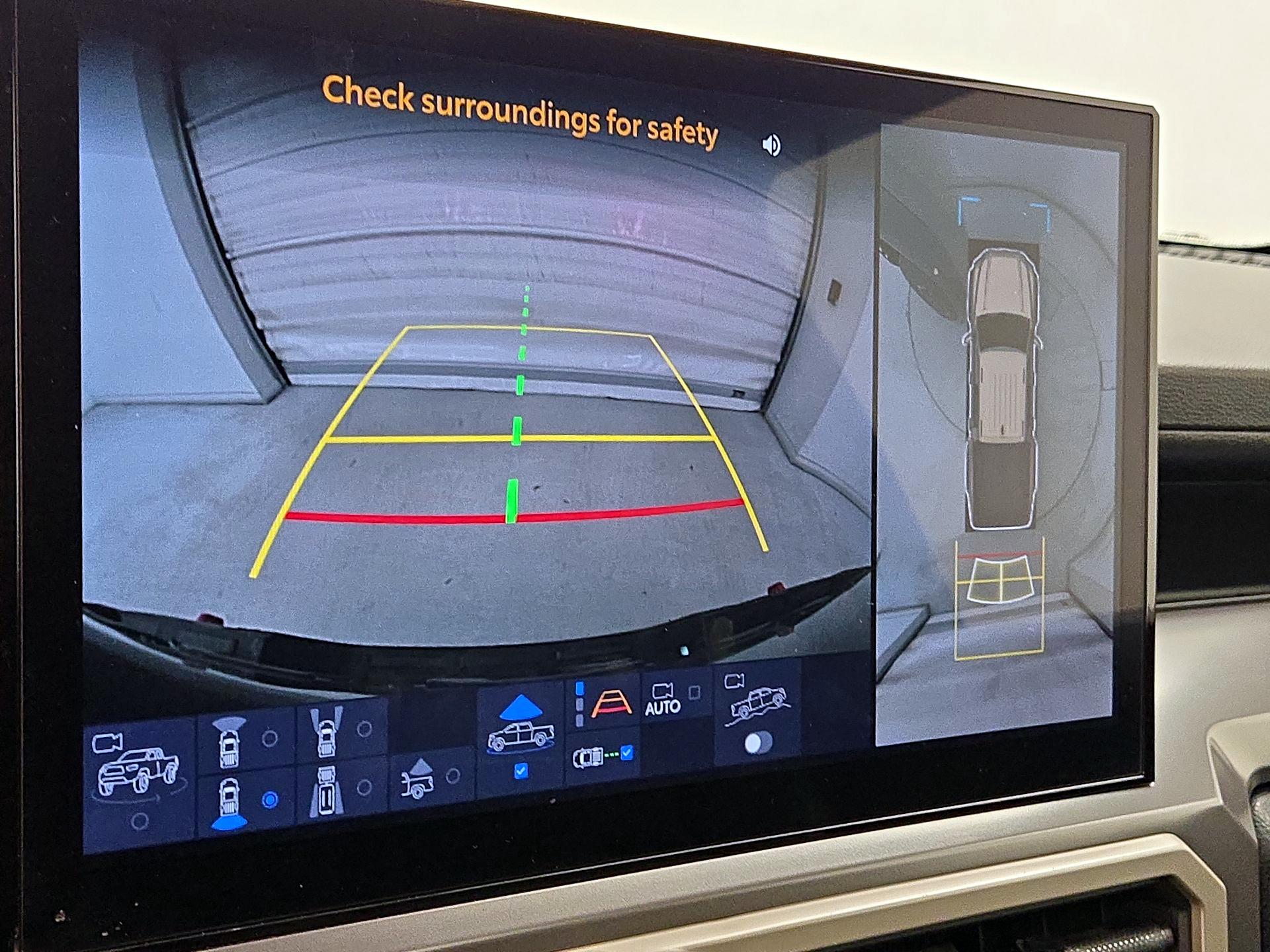 Thumbnail: 2025 Toyota Tacoma - 14