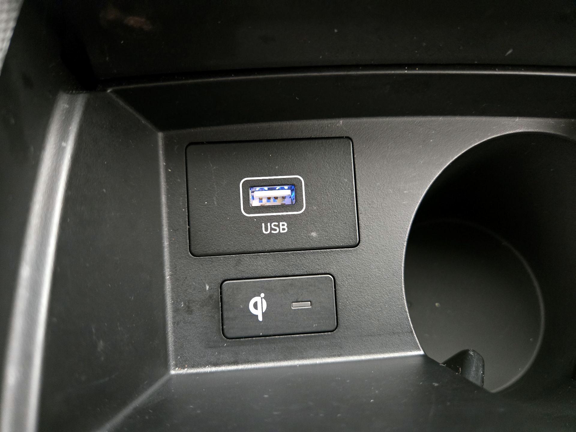 Thumbnail: 2023 Hyundai Santa Fe - 19