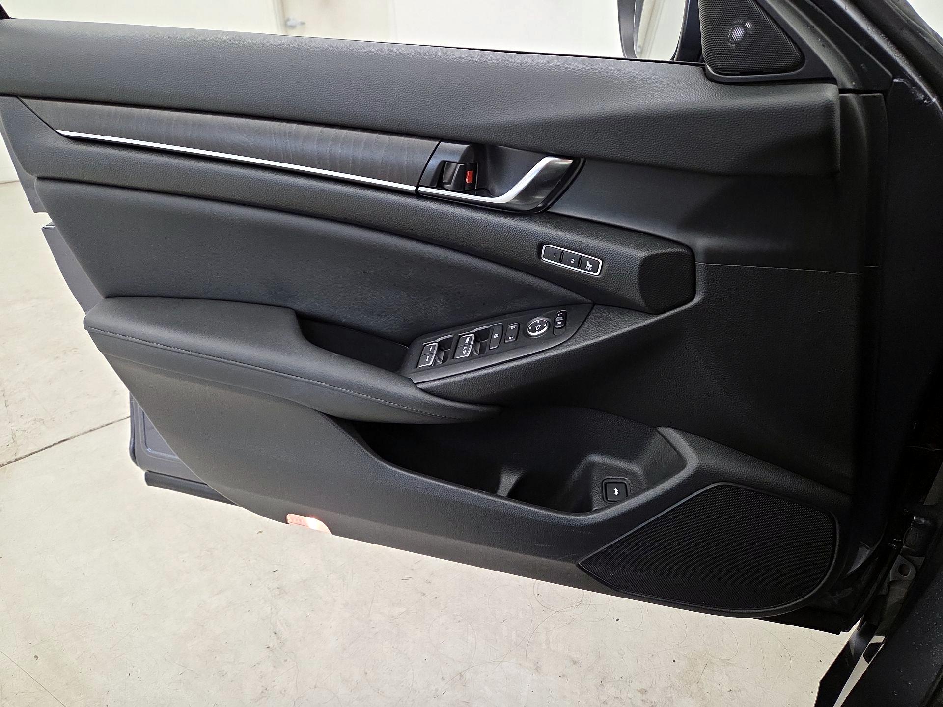 Thumbnail: 2022 Honda Accord - 12