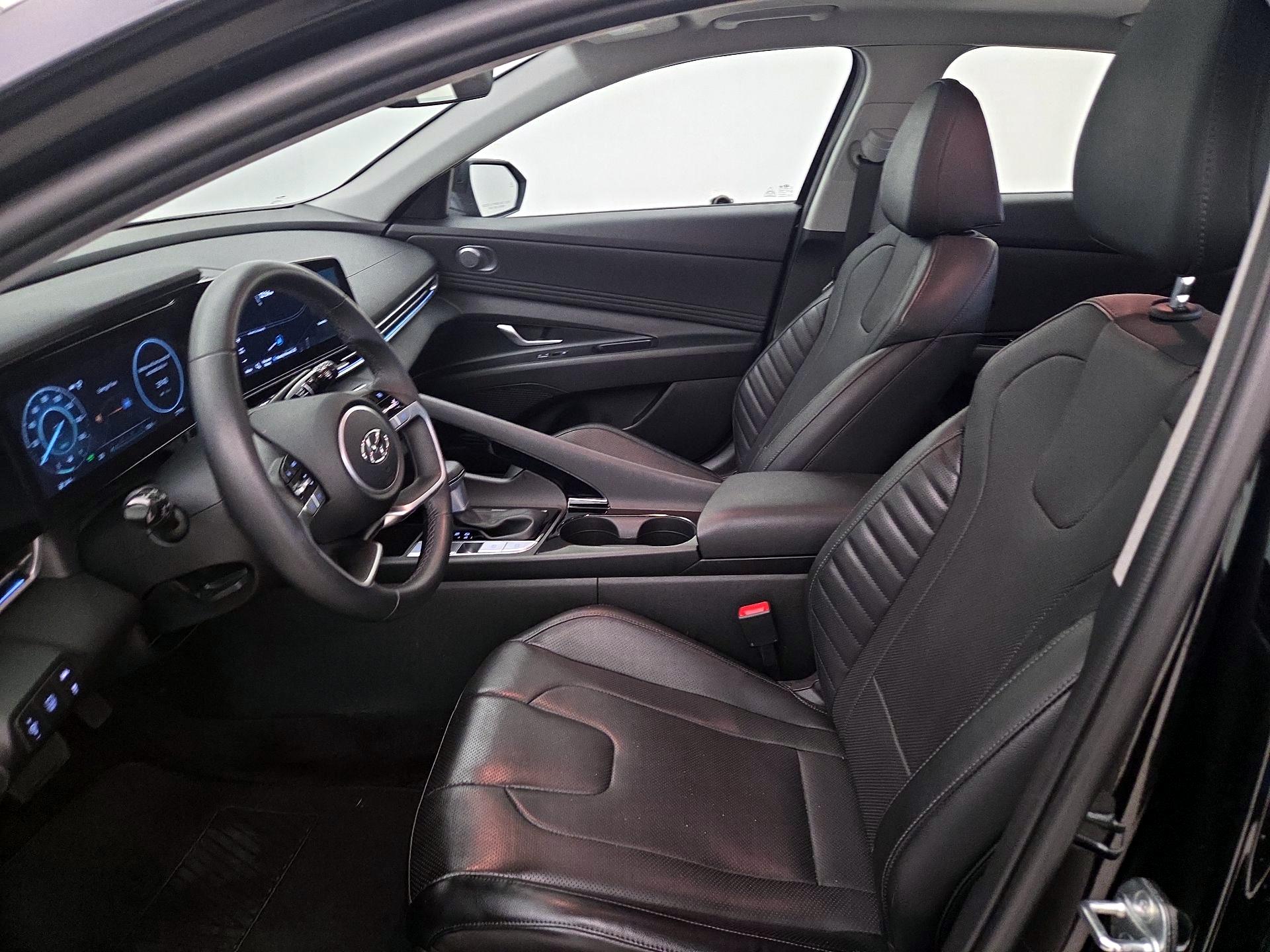 Thumbnail: 2023 Hyundai Elantra - 11