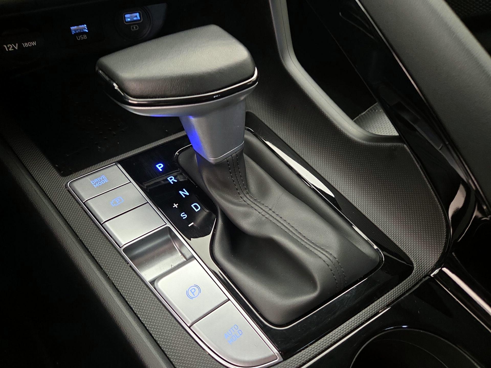 Thumbnail: 2023 Hyundai Elantra - 18