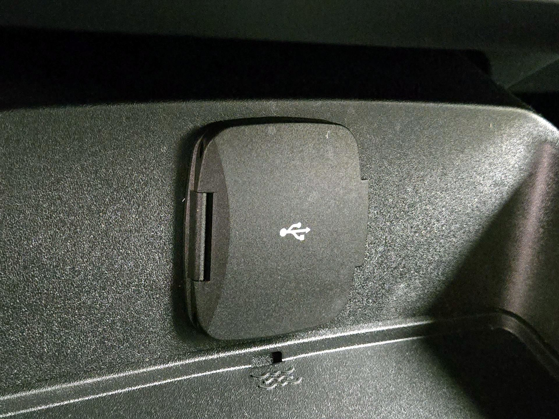 Thumbnail: 2022 Ford Bronco - 17