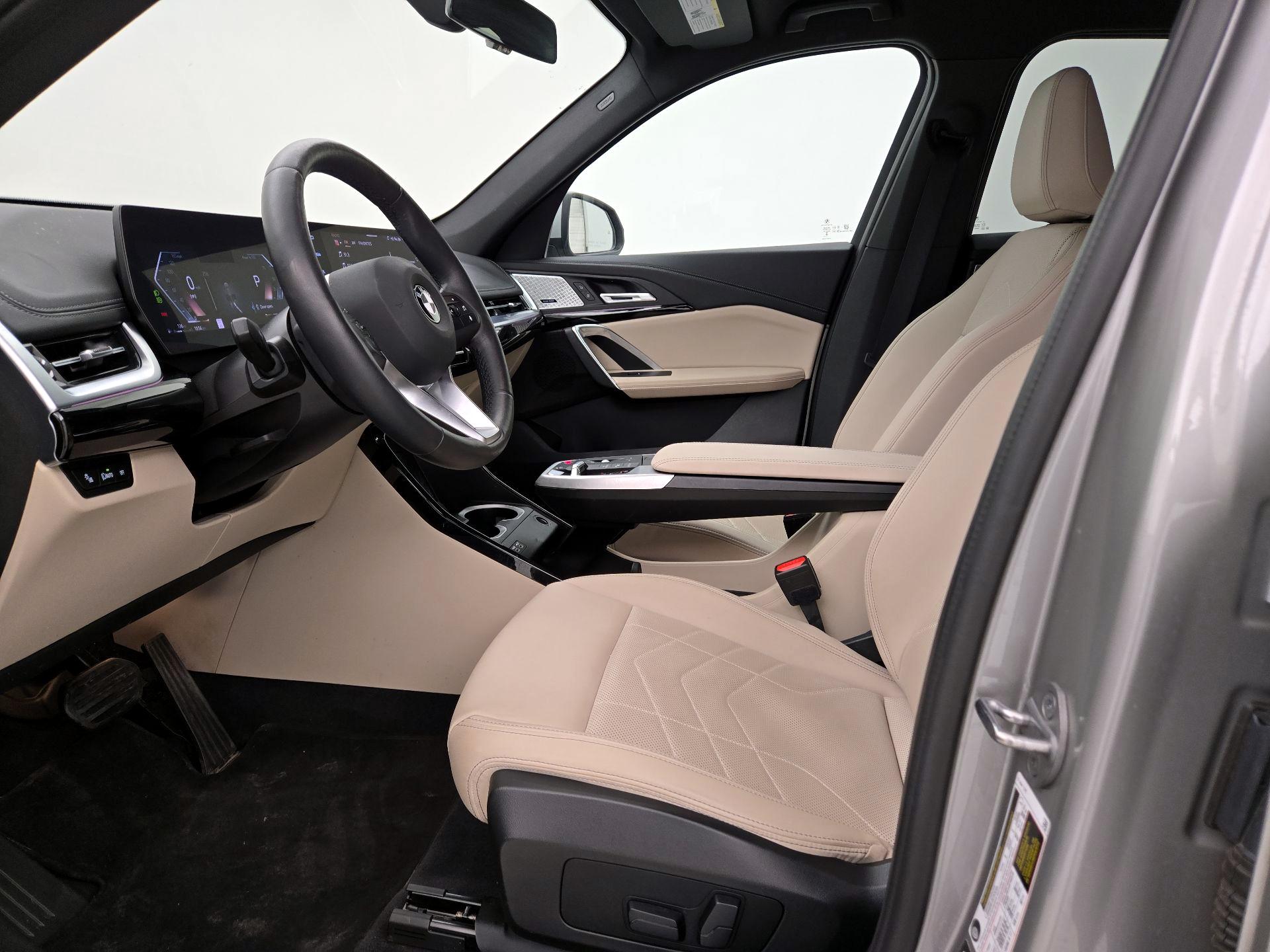 Thumbnail: 2024 BMW X1 - 11