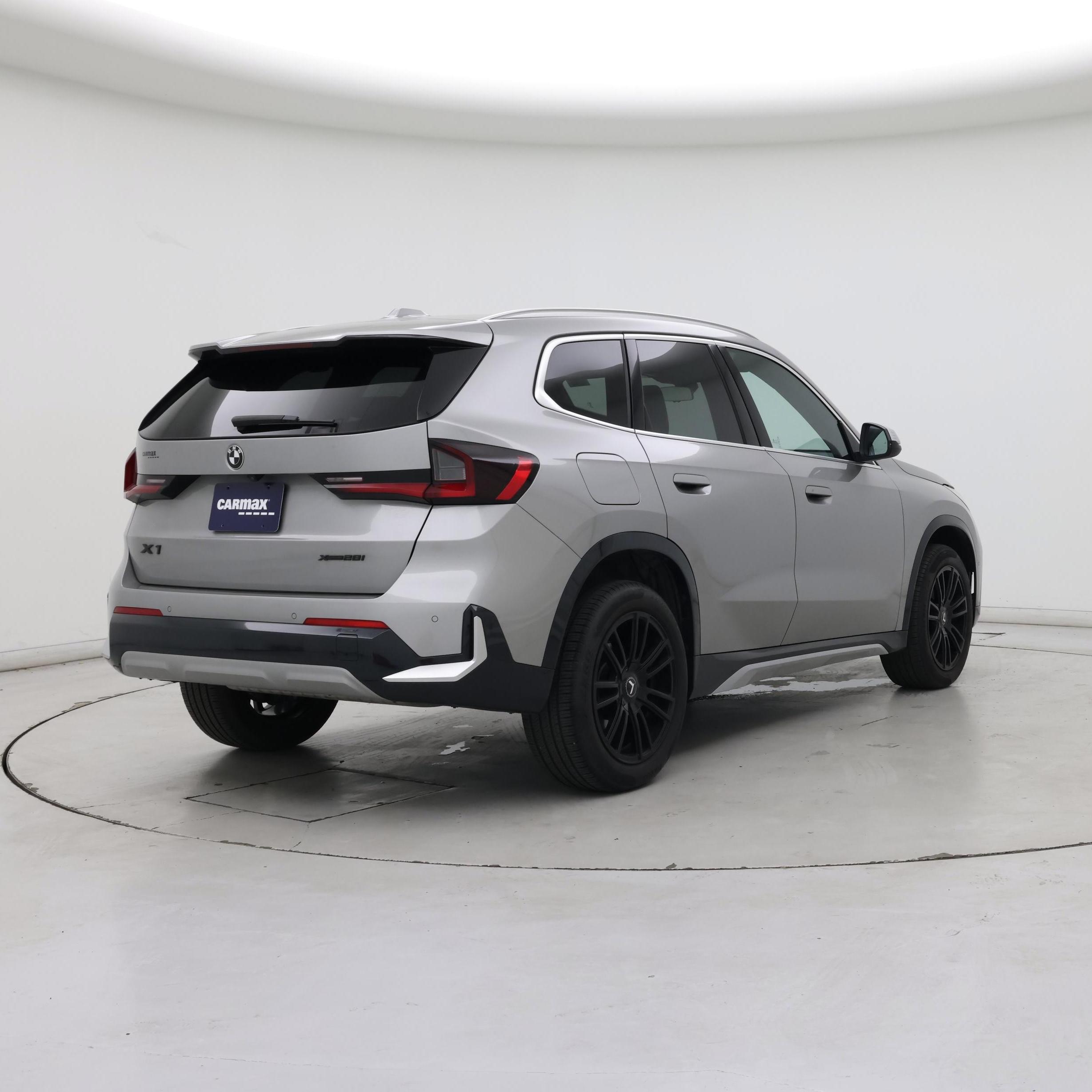 Thumbnail: 2024 BMW X1 - 8