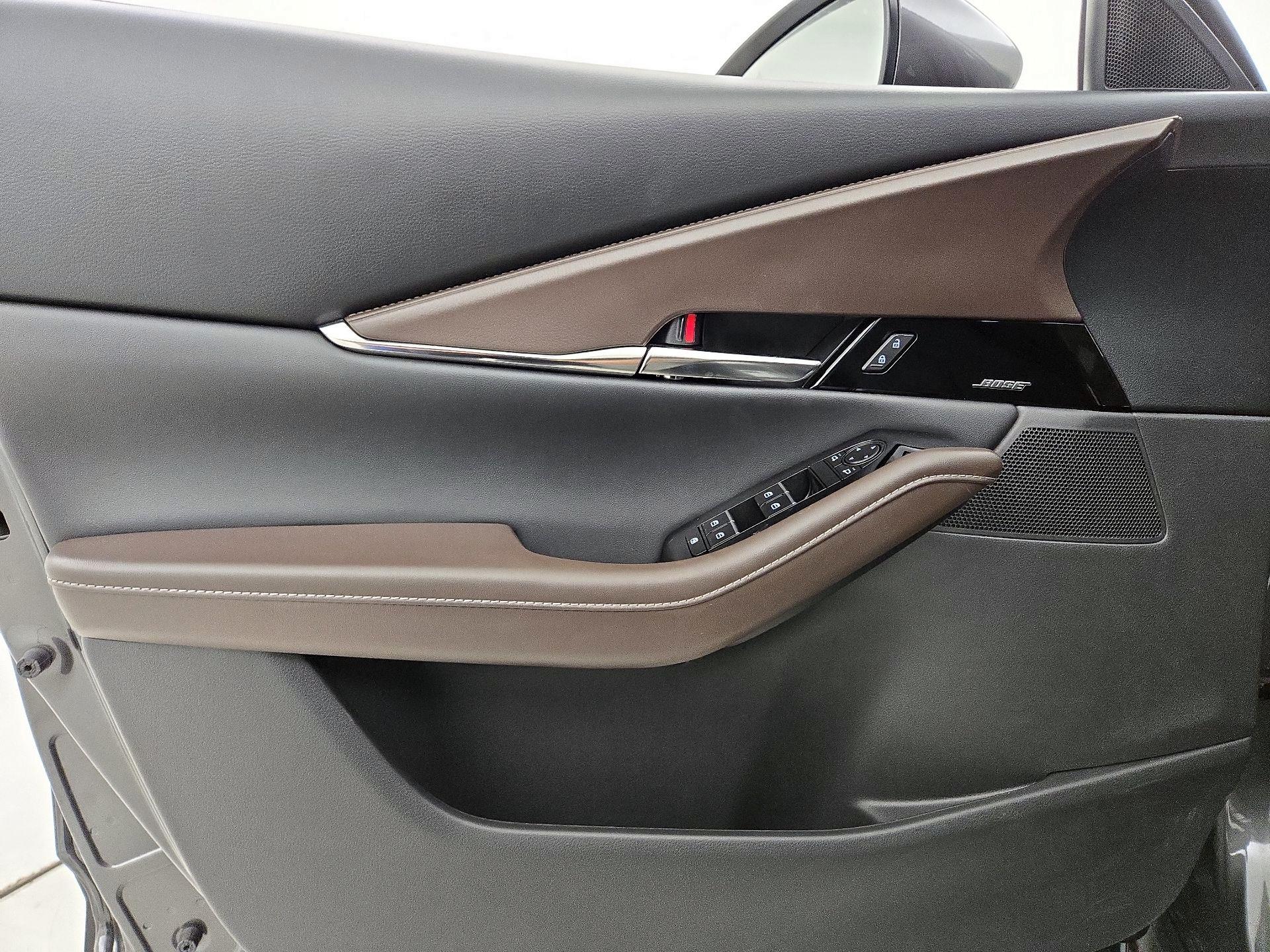 Thumbnail: 2025 Mazda CX-30 - 12