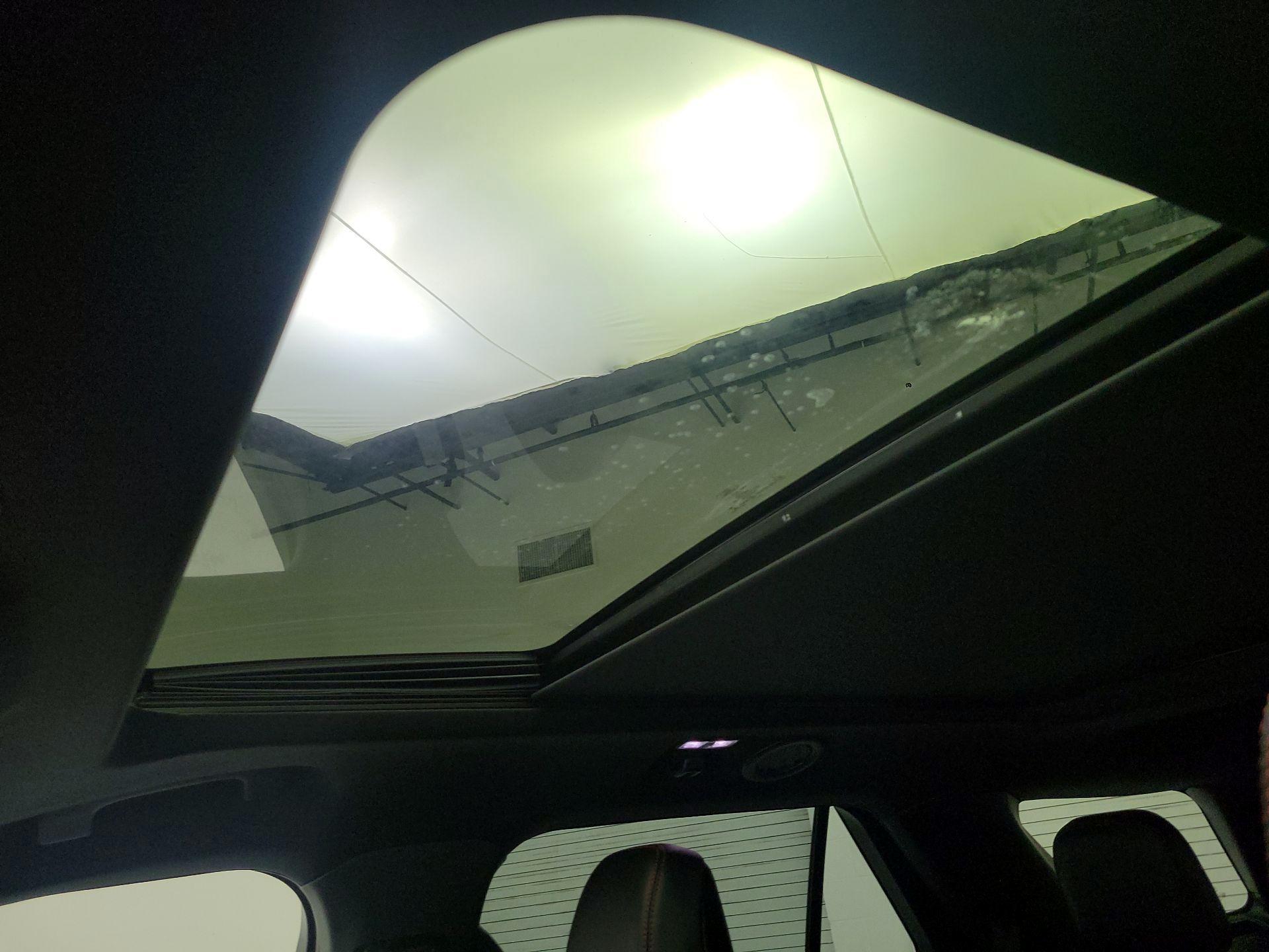 Thumbnail: 2022 Ford Explorer - 18