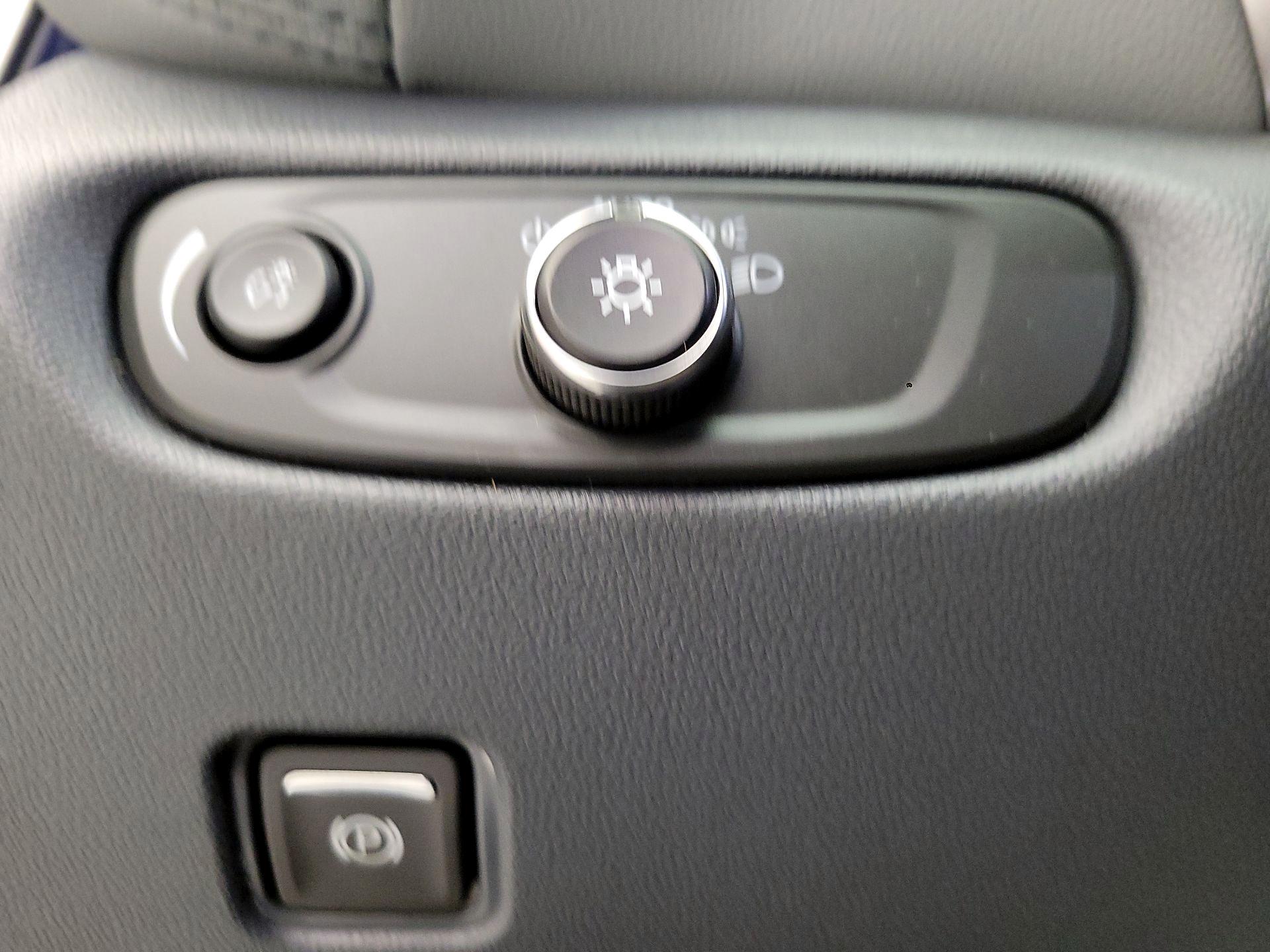 Thumbnail: 2022 Chevrolet Blazer - 11