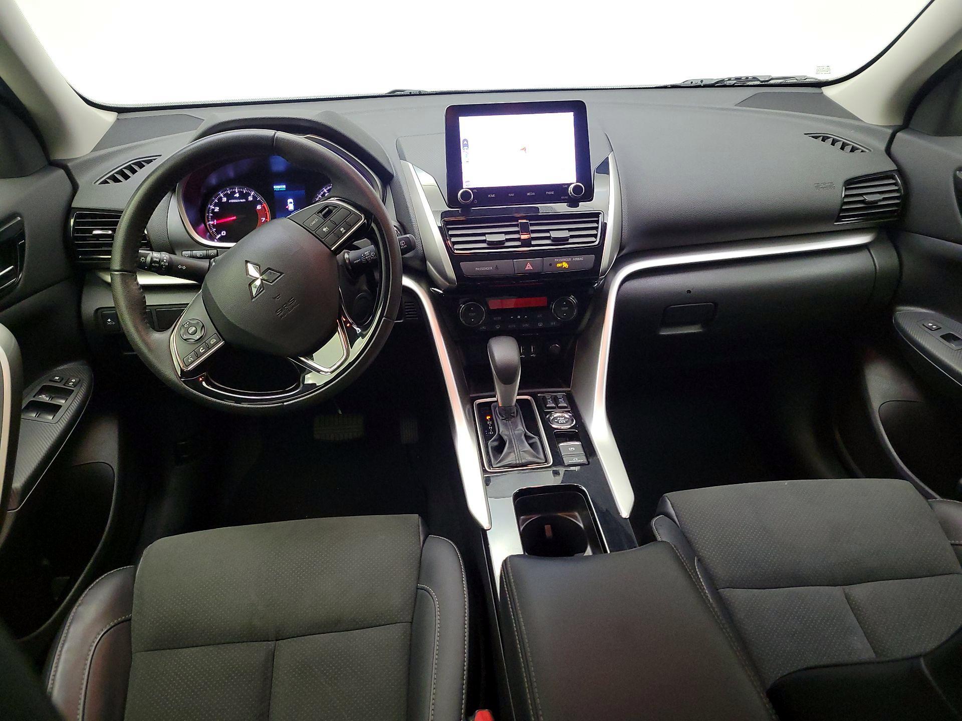 Thumbnail: 2024 Mitsubishi Eclipse Cross - 9