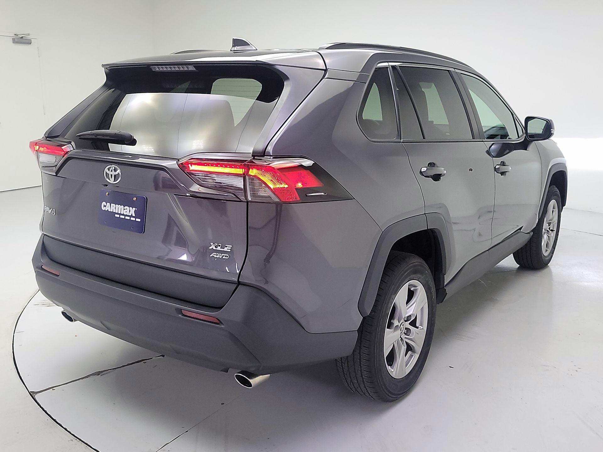 Thumbnail: 2022 Toyota RAV4 - 5