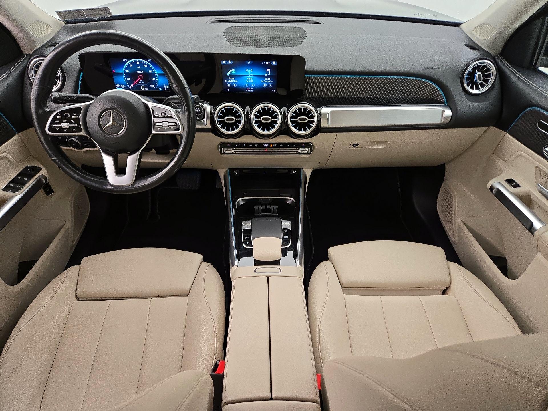 Thumbnail: 2020 Mercedes-Benz GLB - 9