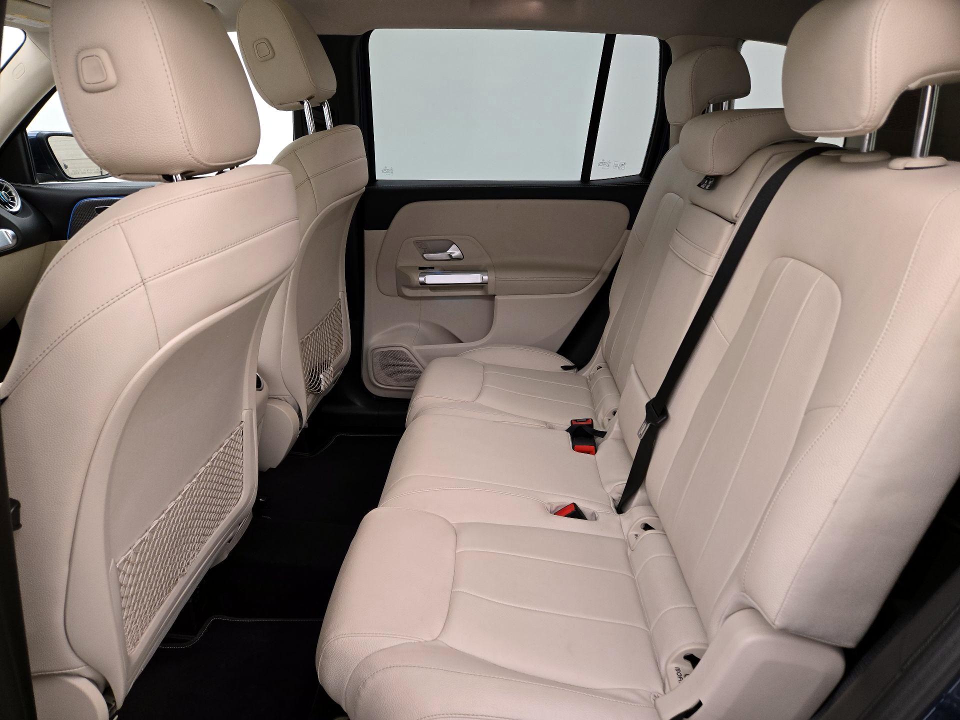 Thumbnail: 2020 Mercedes-Benz GLB - 18