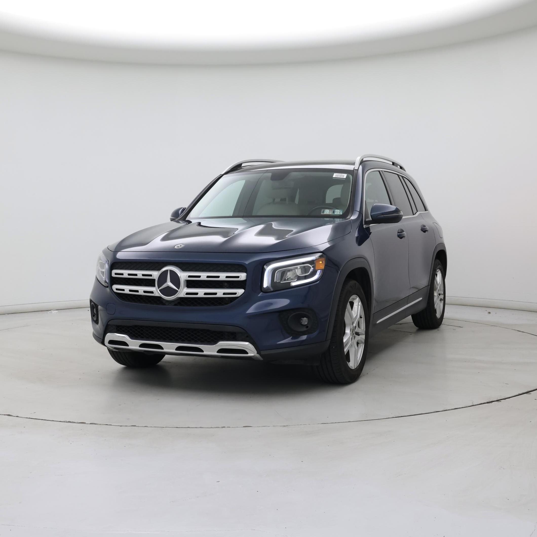 Thumbnail: 2020 Mercedes-Benz GLB - 4