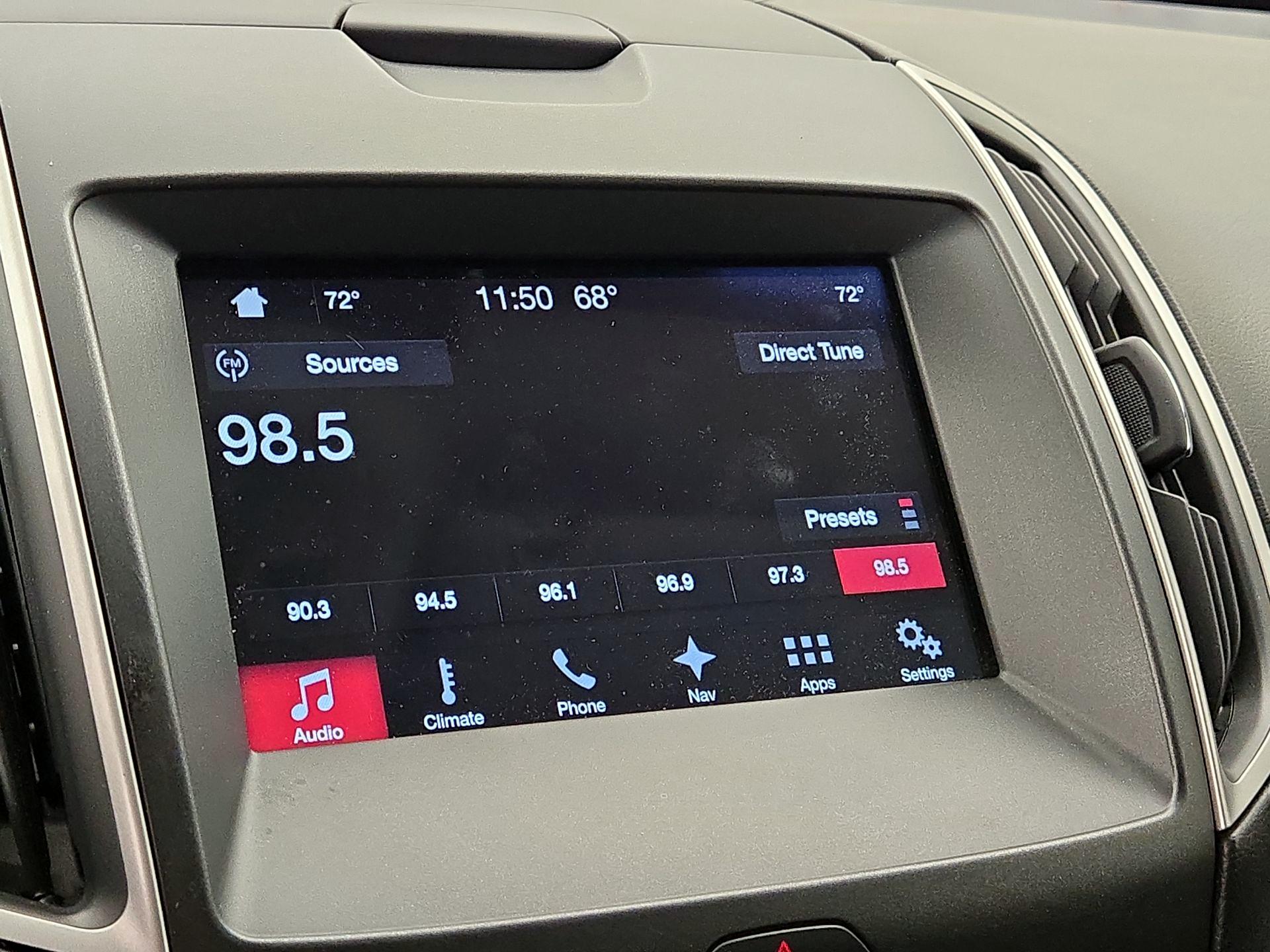 Thumbnail: 2017 Ford Edge - 16