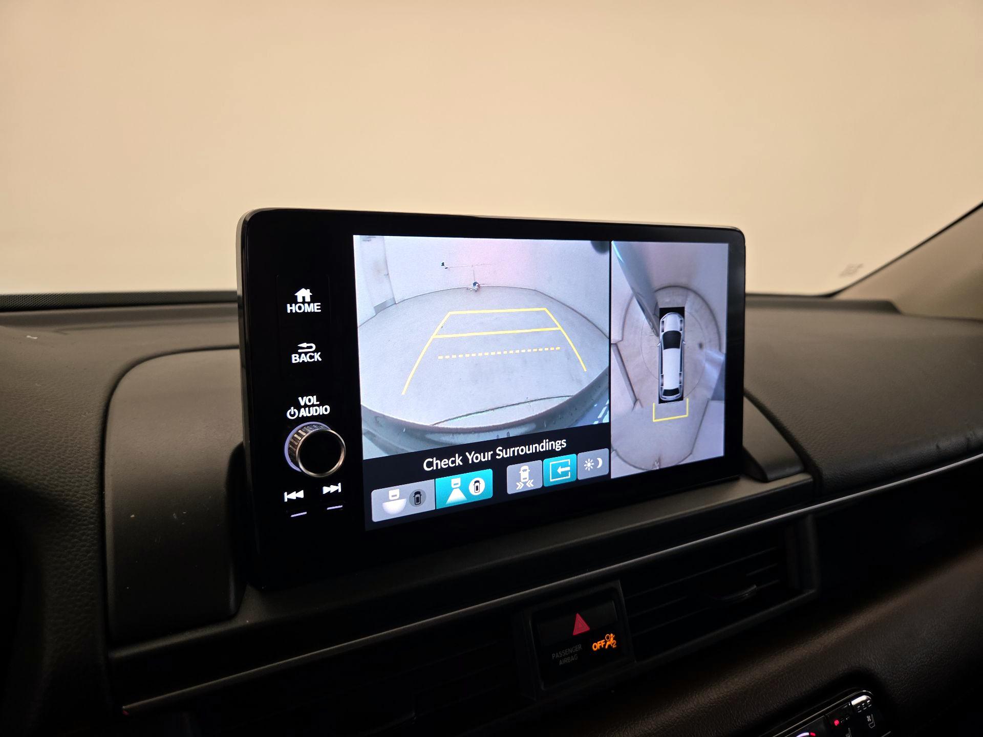 Thumbnail: 2023 Honda Pilot - 14