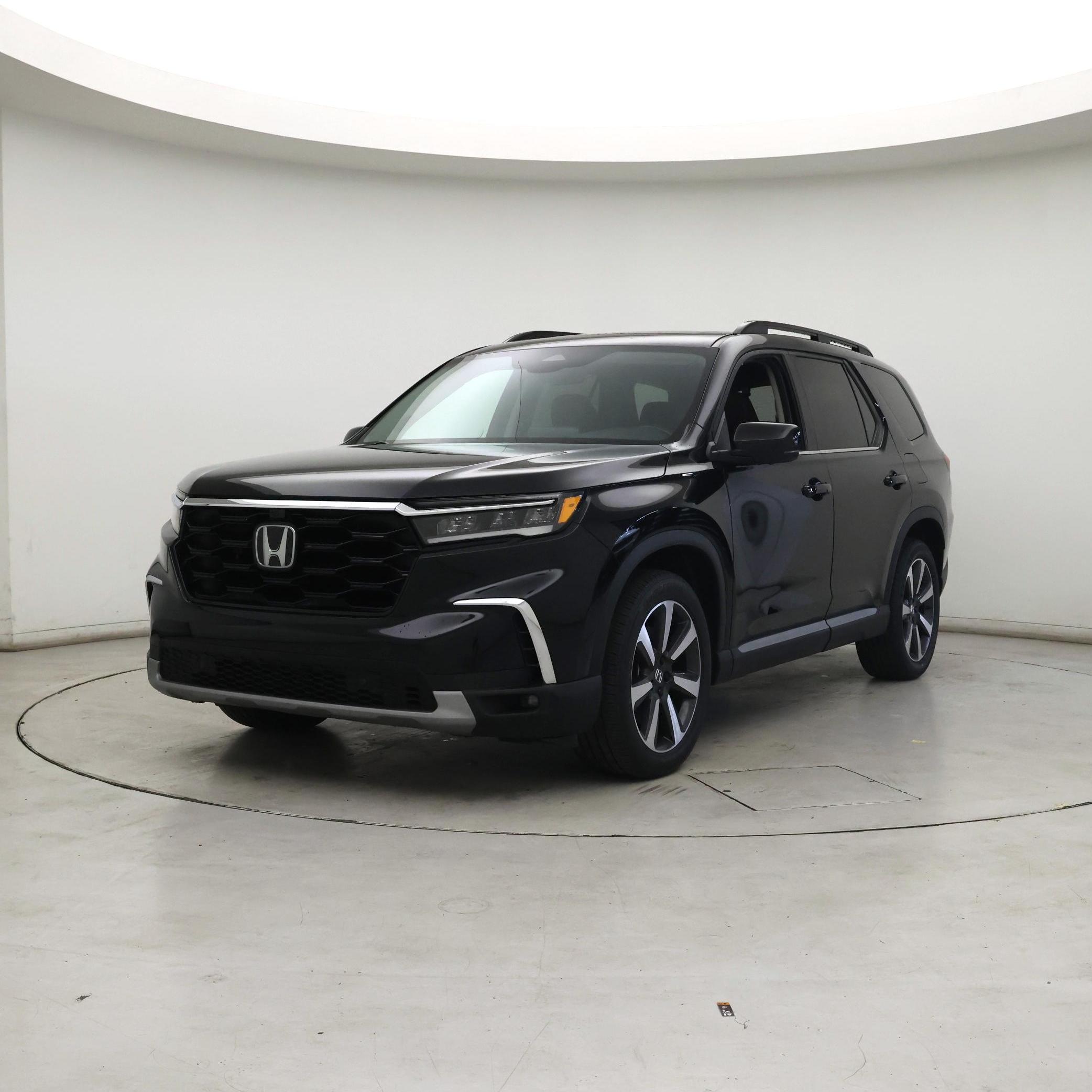 Thumbnail: 2023 Honda Pilot - 4