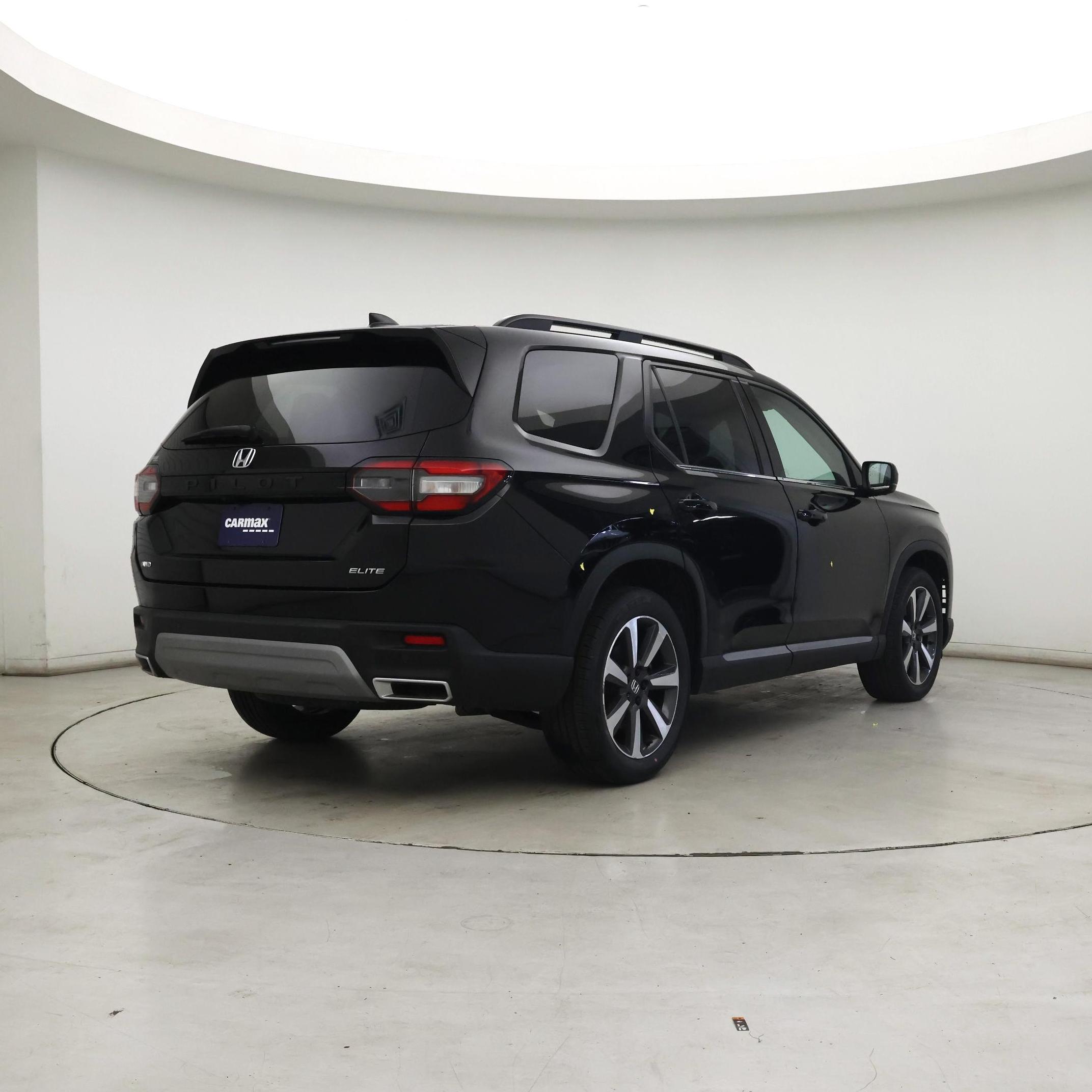 Thumbnail: 2023 Honda Pilot - 8