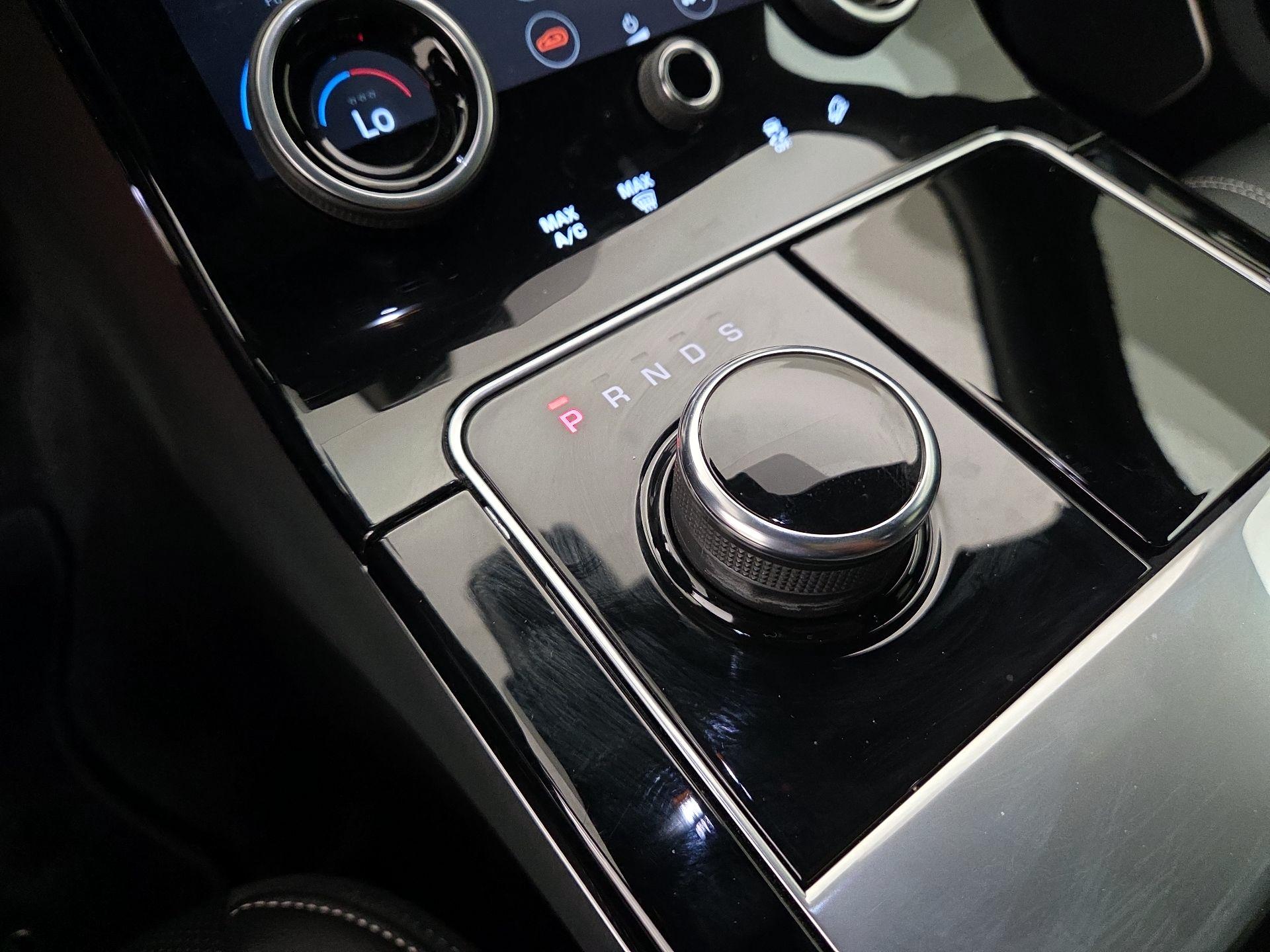 Thumbnail: 2019 Land Rover Range Rover Velar - 17
