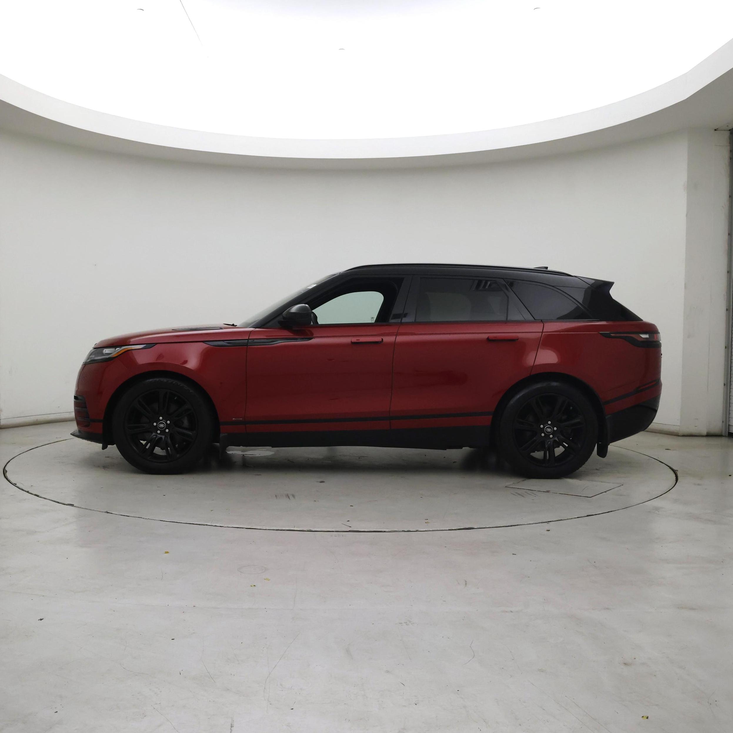 Thumbnail: 2019 Land Rover Range Rover Velar - 3