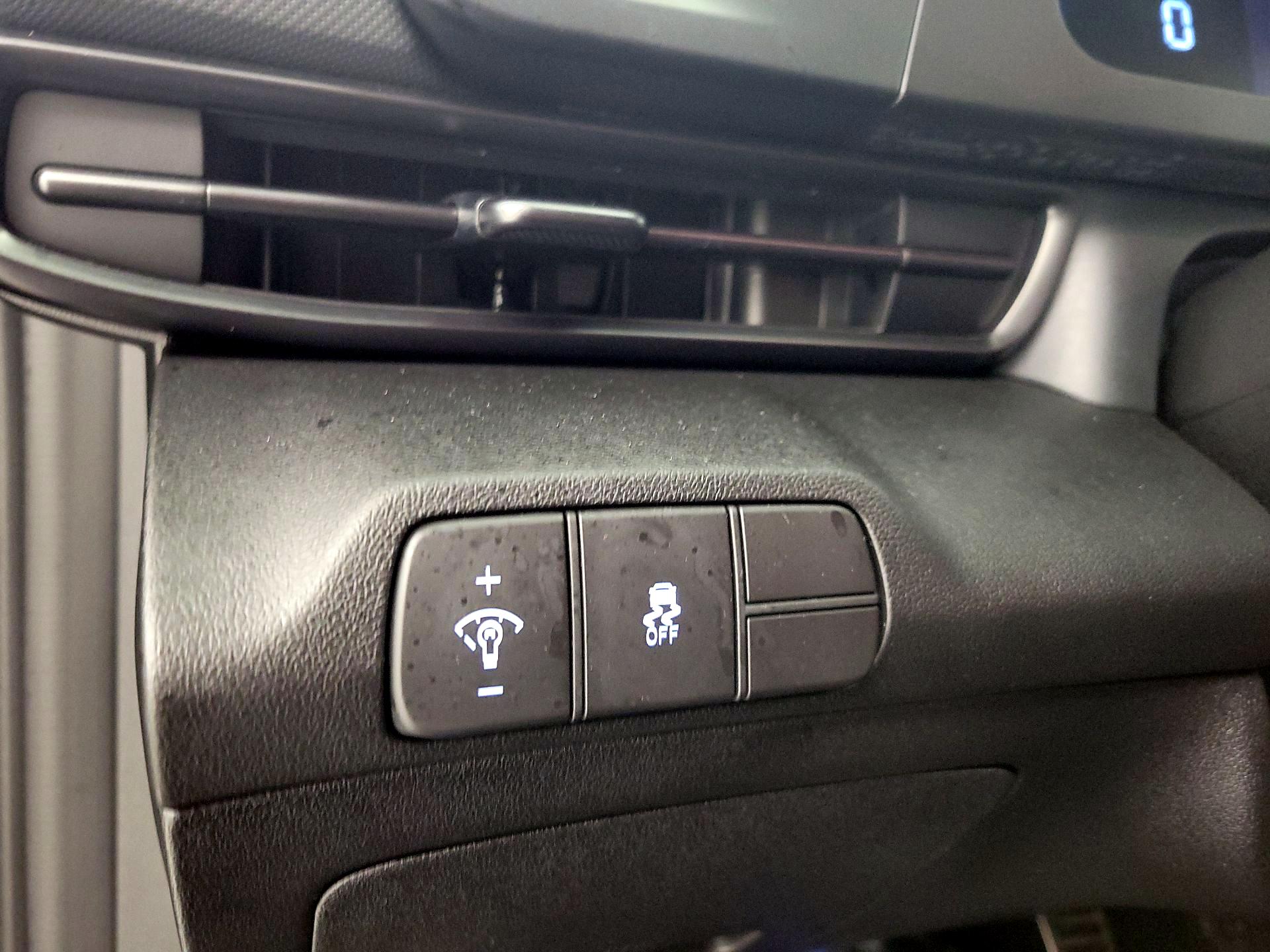 Thumbnail: 2025 Hyundai Elantra - 13