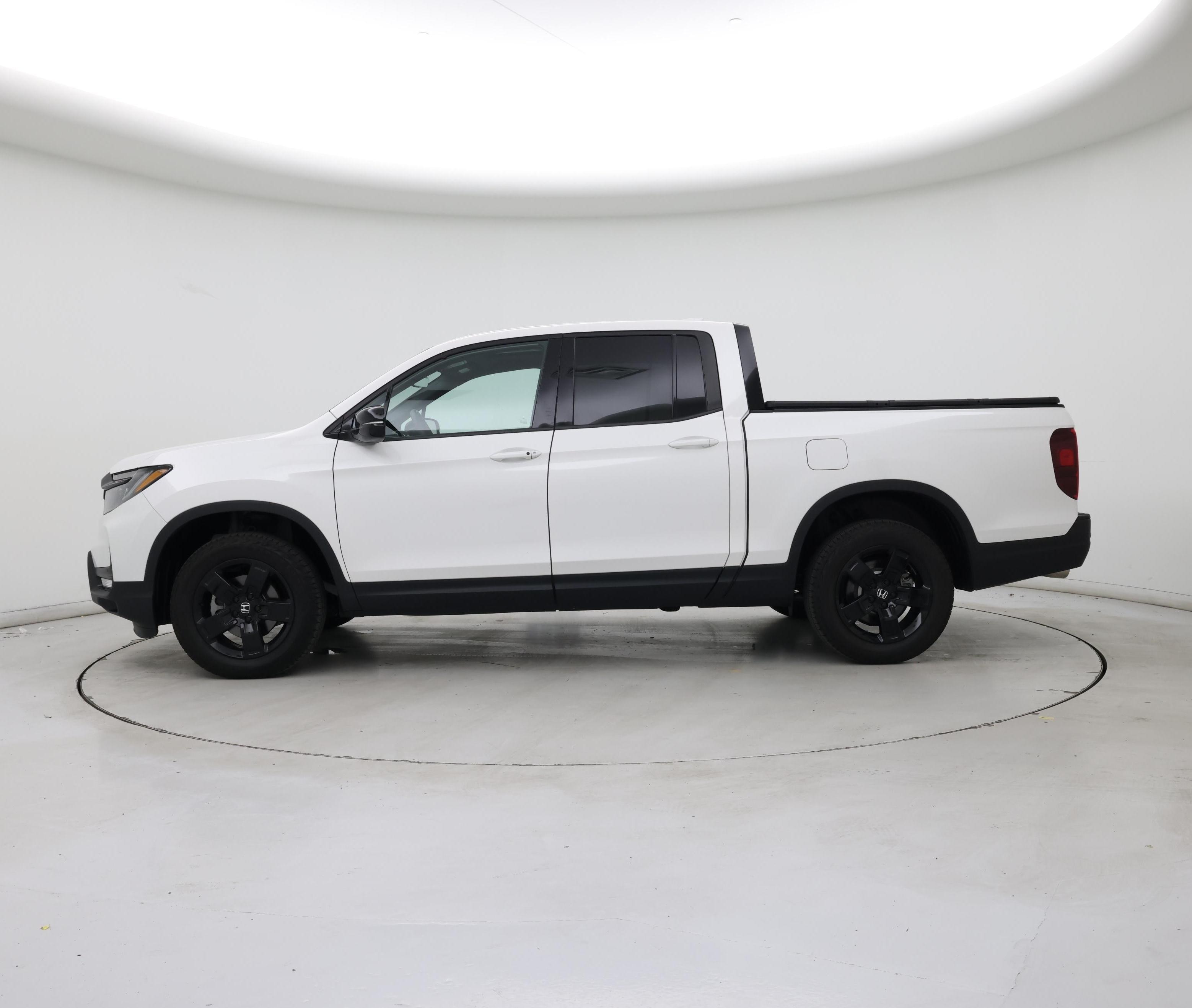 Thumbnail: 2025 Honda Ridgeline - 3