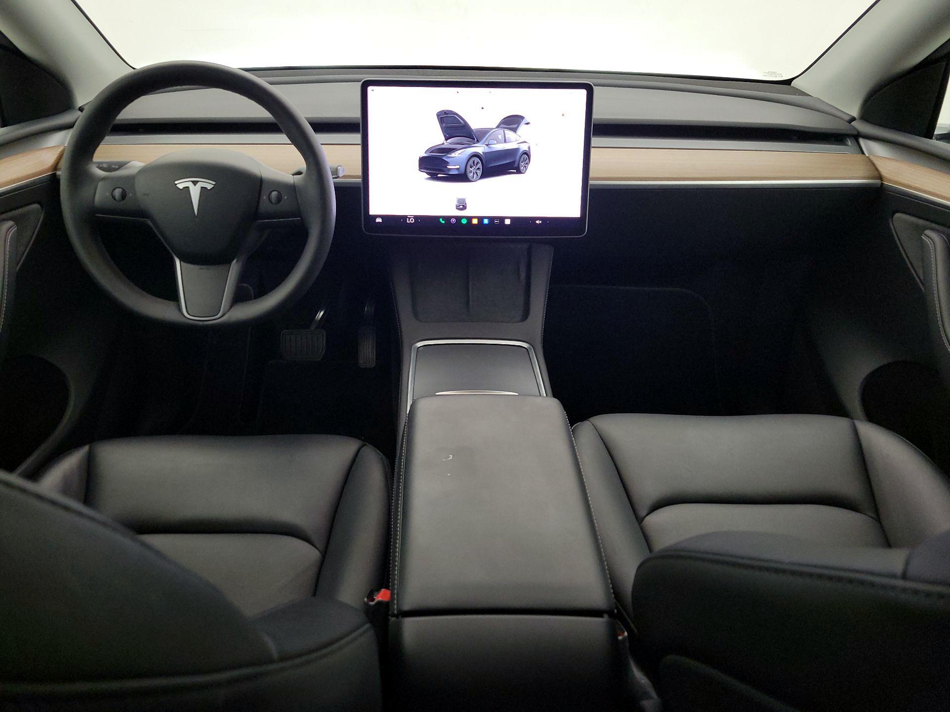 Thumbnail: 2025 Tesla Model Y - 9