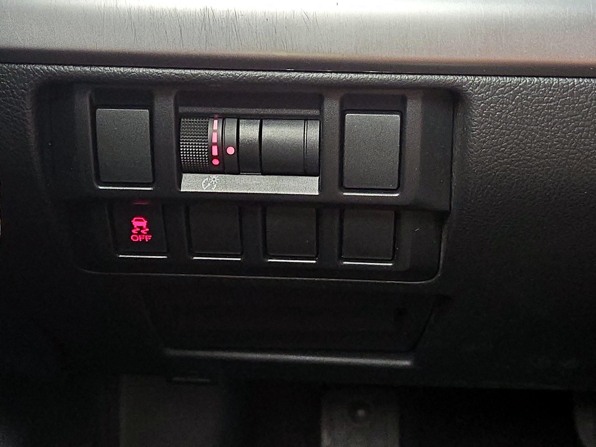 Thumbnail: 2015 Subaru Outback - 13