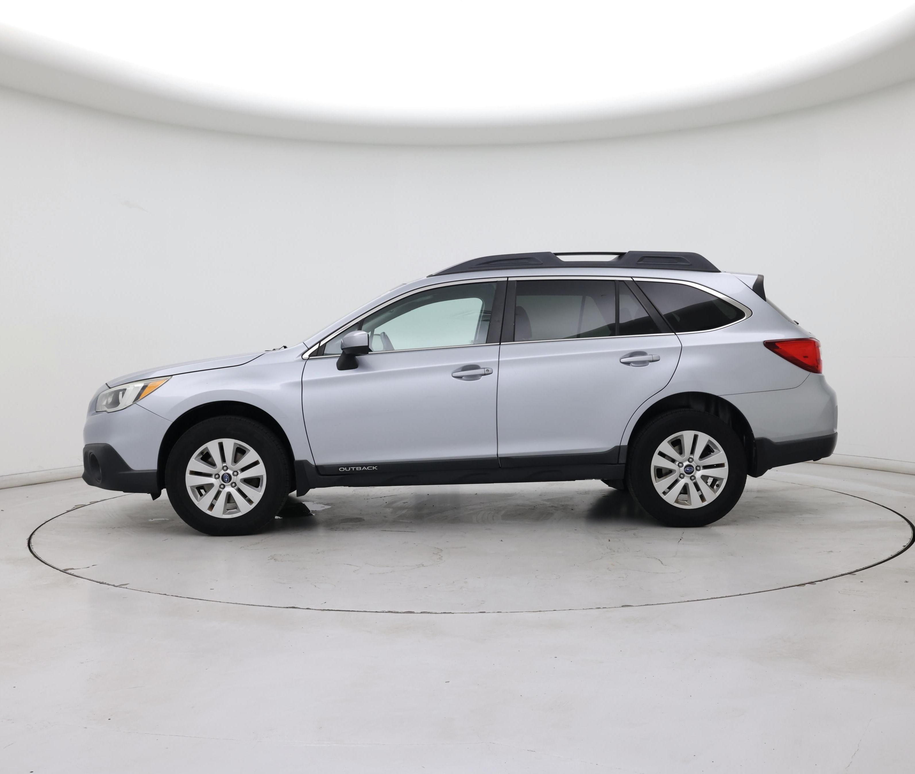 Thumbnail: 2015 Subaru Outback - 3