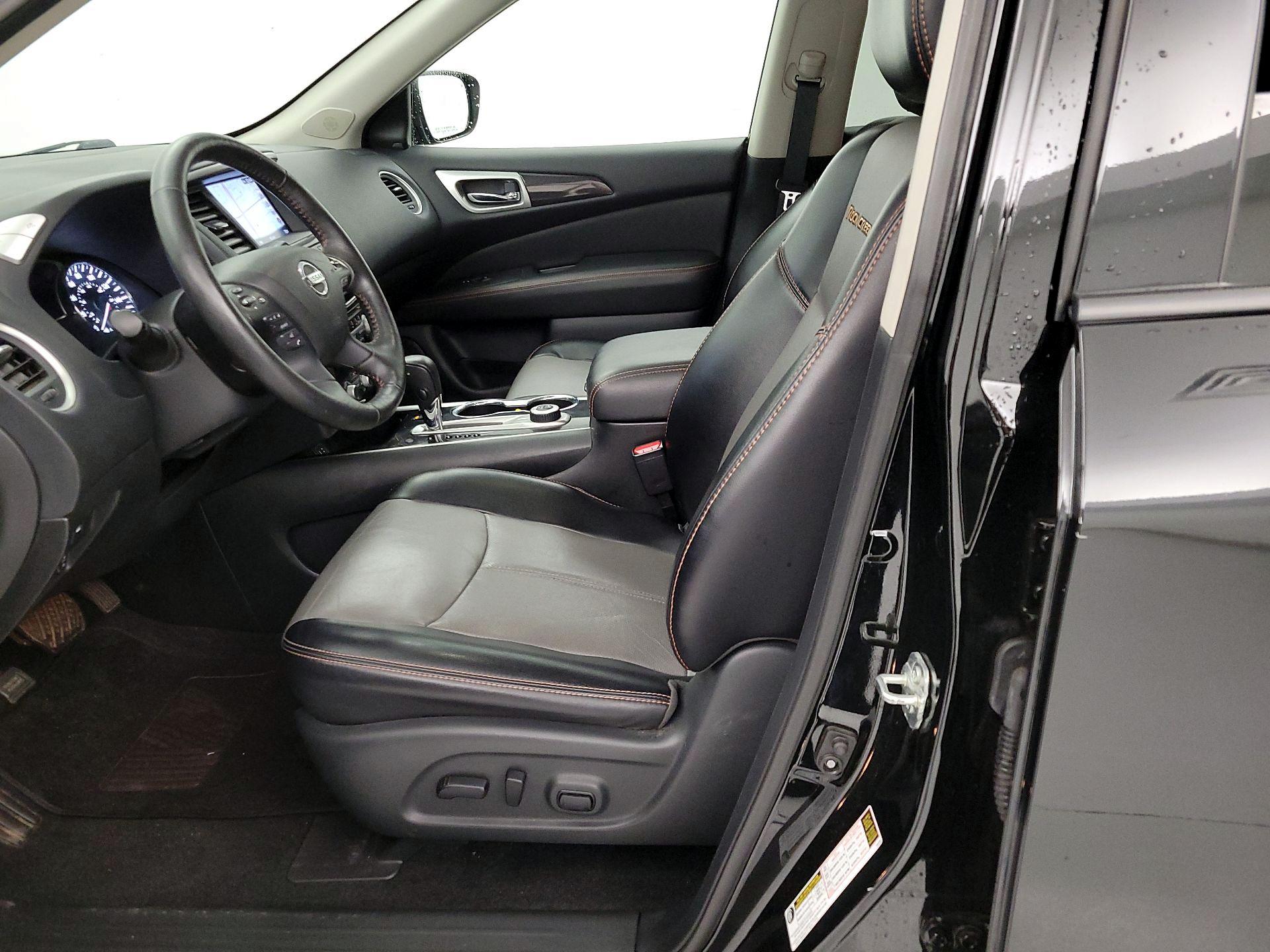 Thumbnail: 2020 Nissan Pathfinder - 11