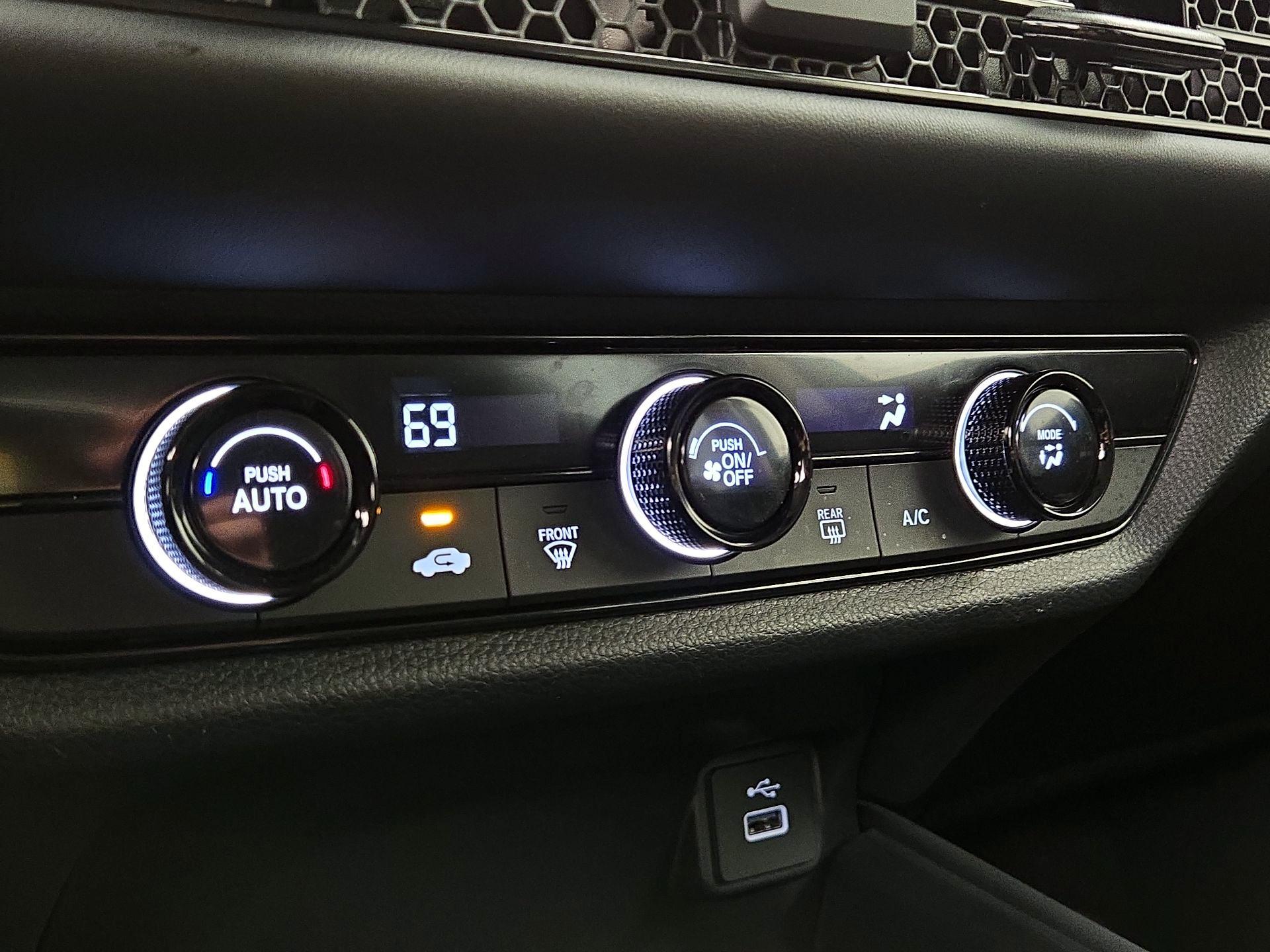 Thumbnail: 2025 Honda HR-V - 16