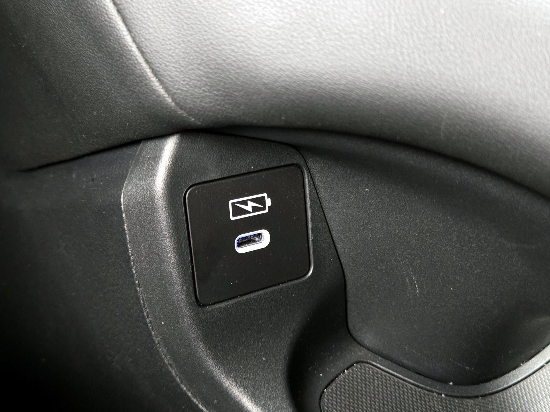 Thumbnail: 2025 Honda HR-V - 18