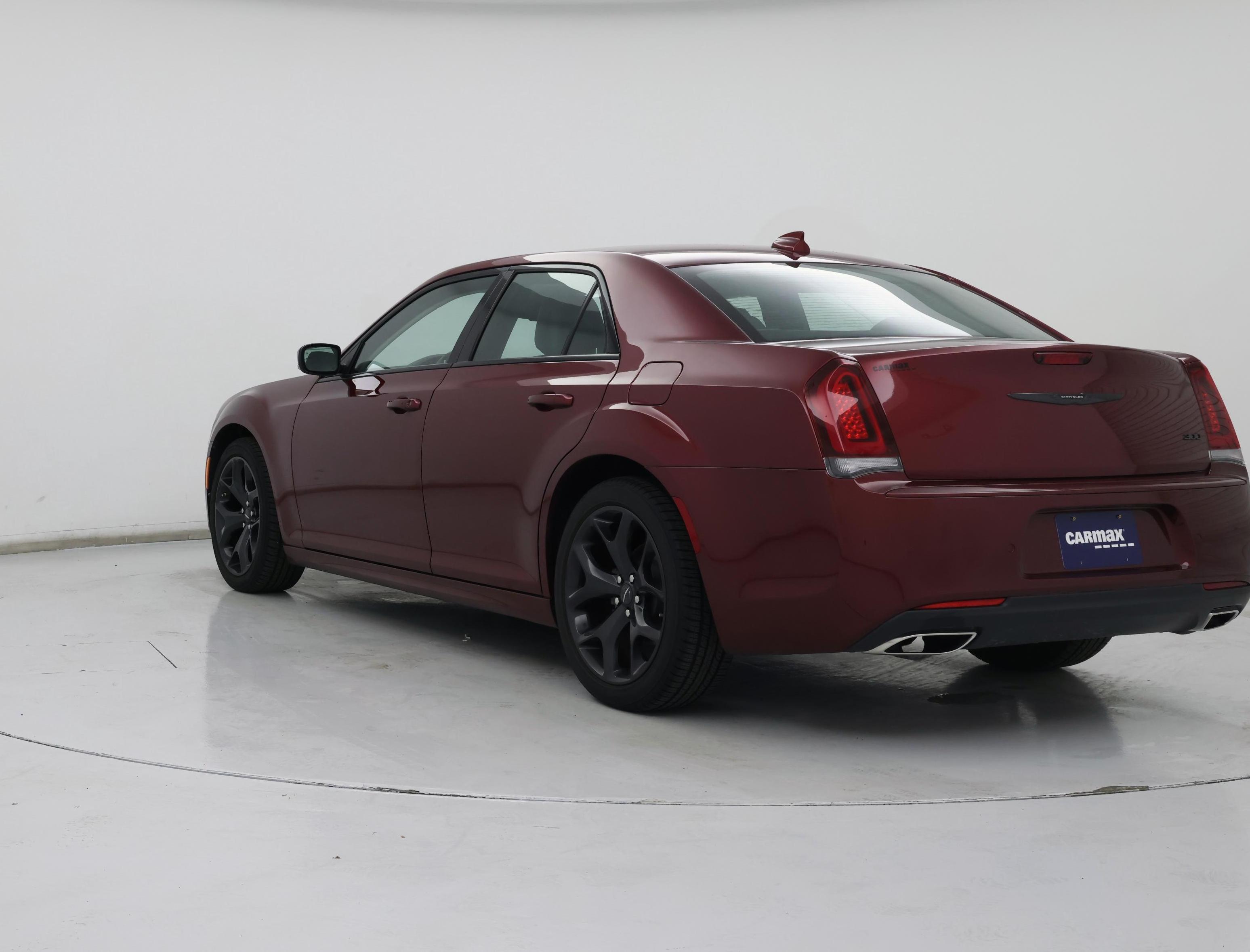 Thumbnail: 2022 Chrysler 300 - 2
