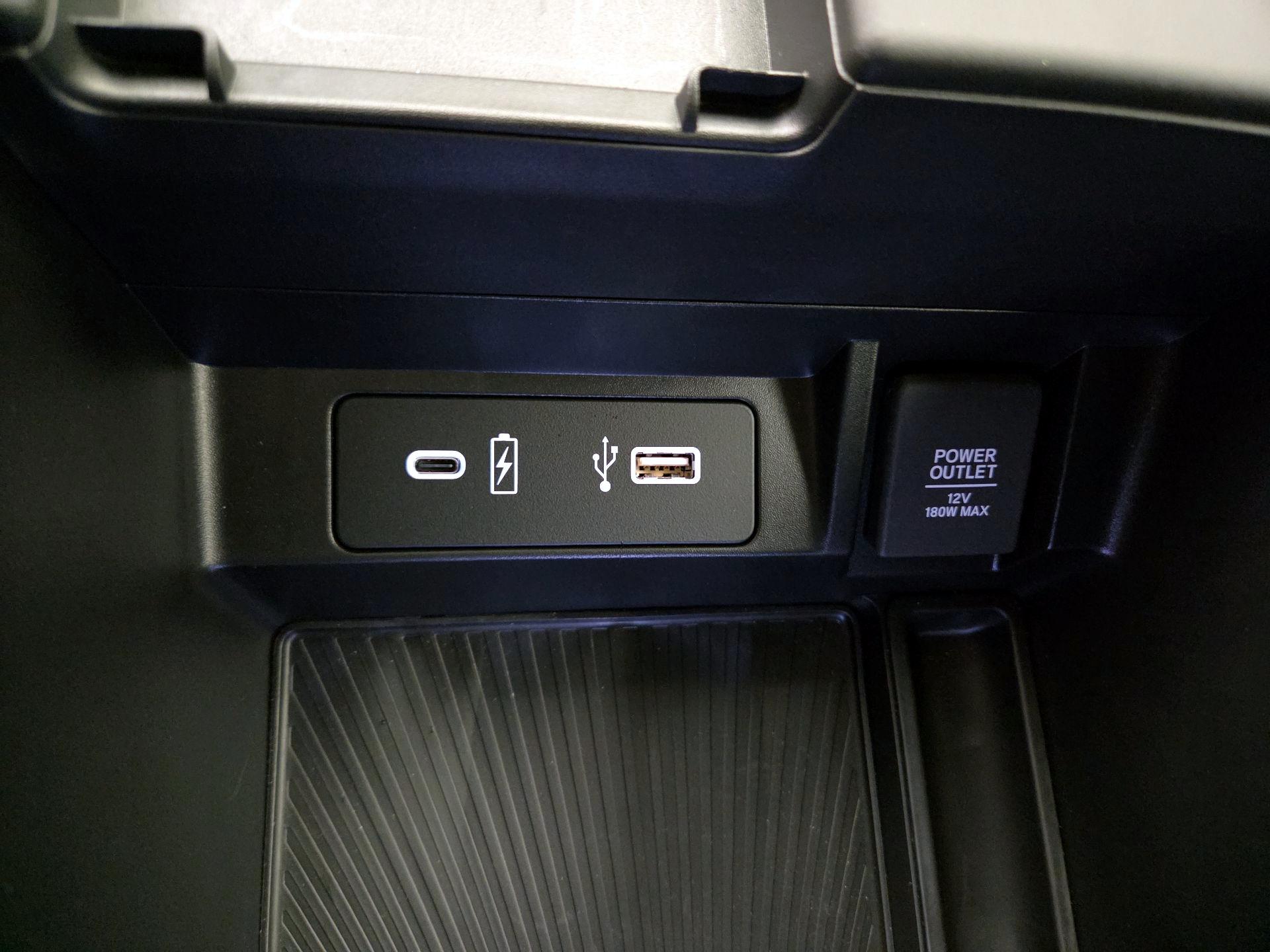 Thumbnail: 2024 Acura TLX - 18