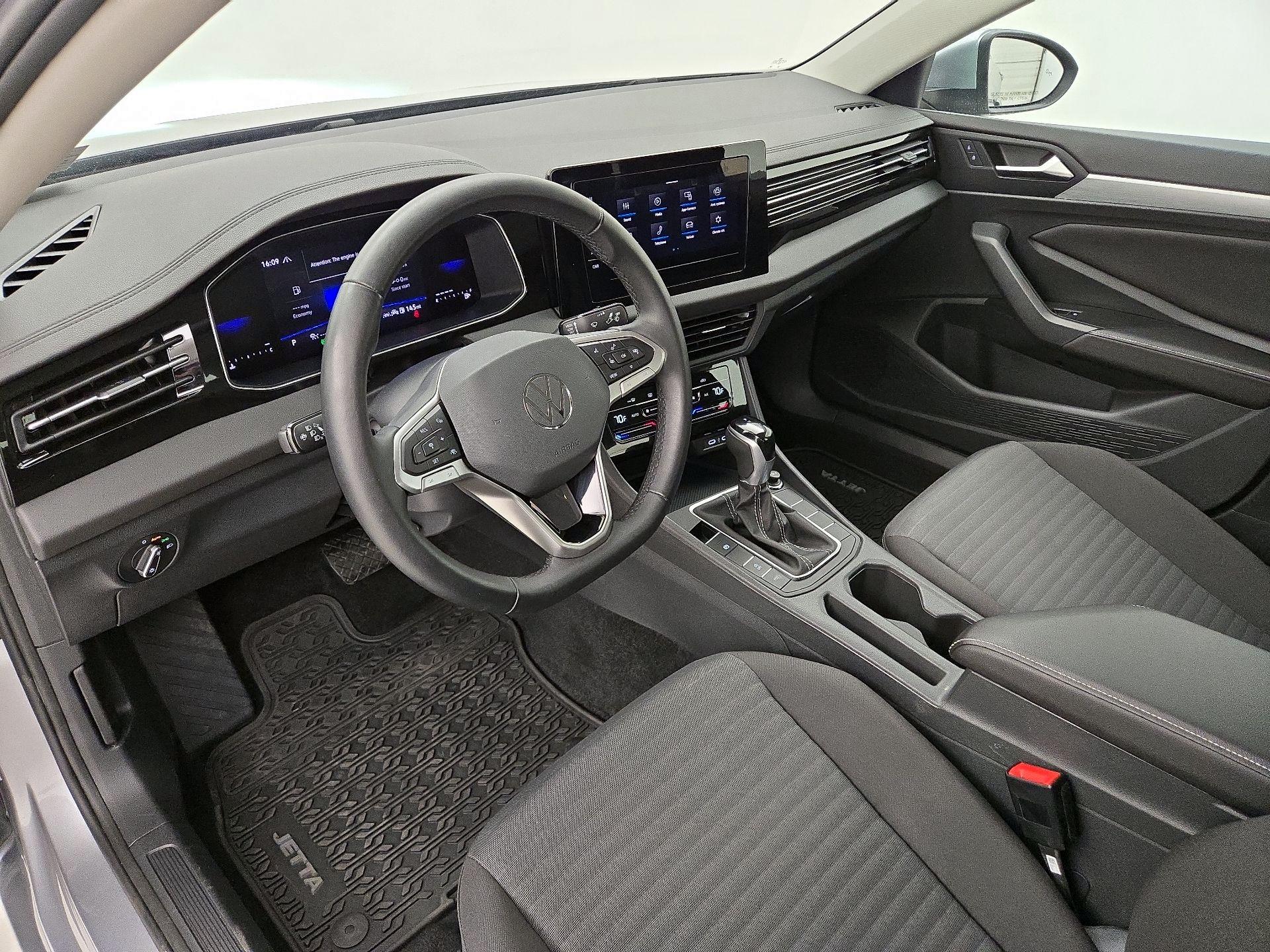 Thumbnail: 2025 Volkswagen Jetta - 11