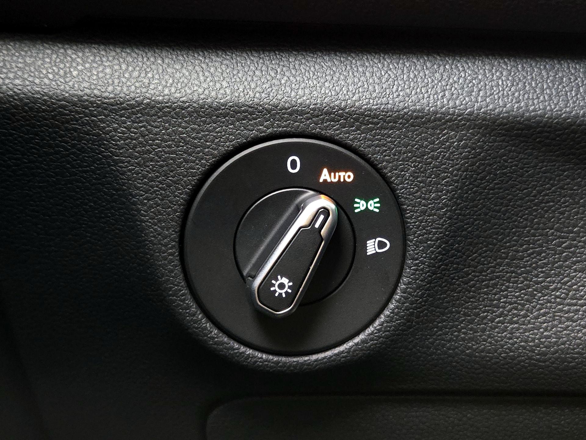 Thumbnail: 2025 Volkswagen Jetta - 13