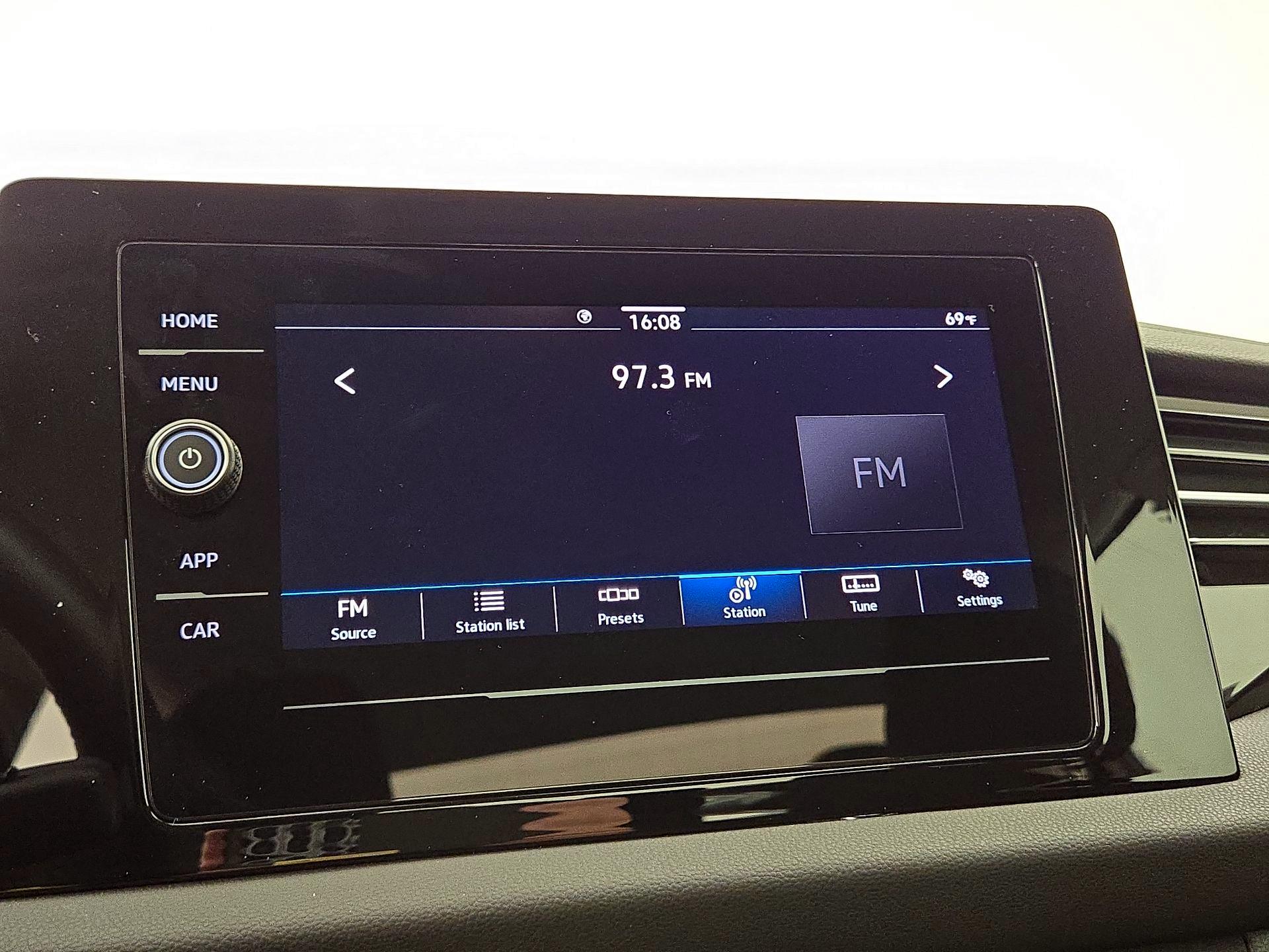 Thumbnail: 2025 Volkswagen Jetta - 15