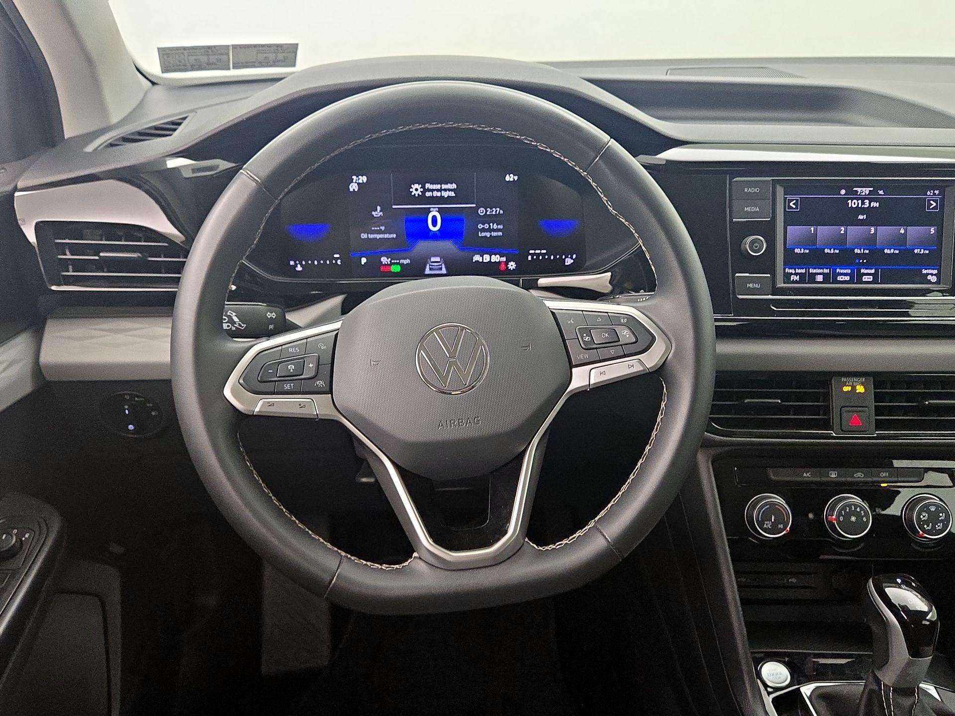 Thumbnail: 2024 Volkswagen Taos - 10