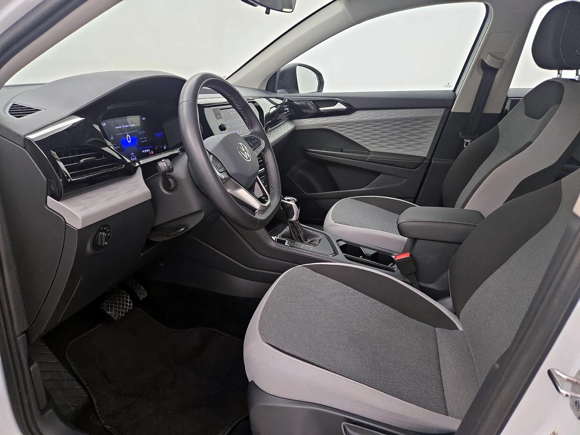 Thumbnail: 2024 Volkswagen Taos - 11