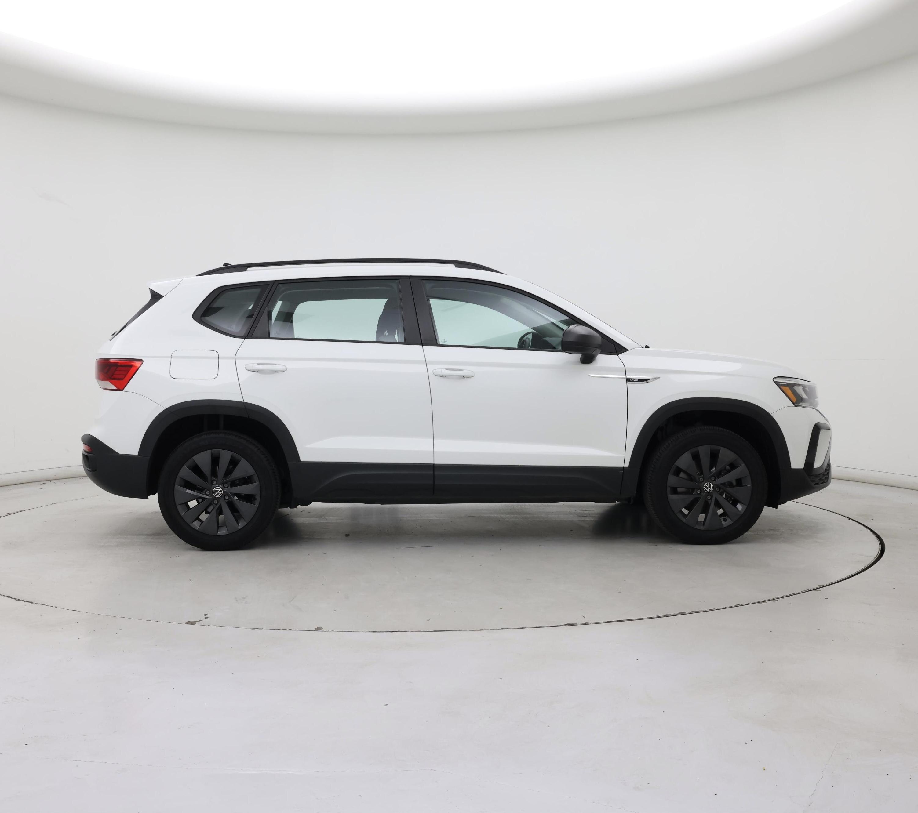 Thumbnail: 2024 Volkswagen Taos - 7