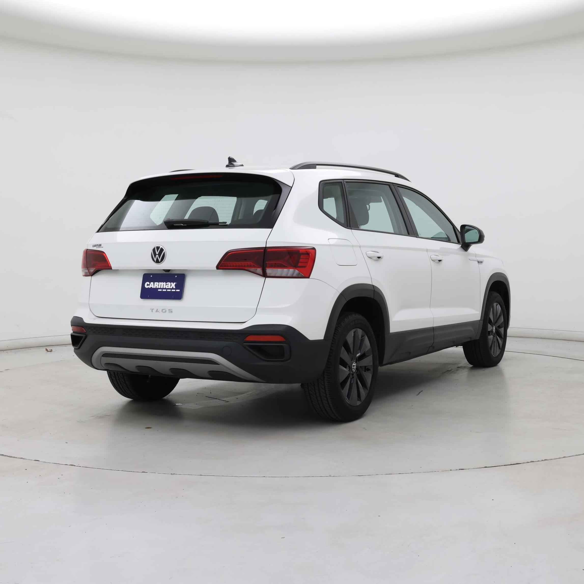 Thumbnail: 2024 Volkswagen Taos - 8