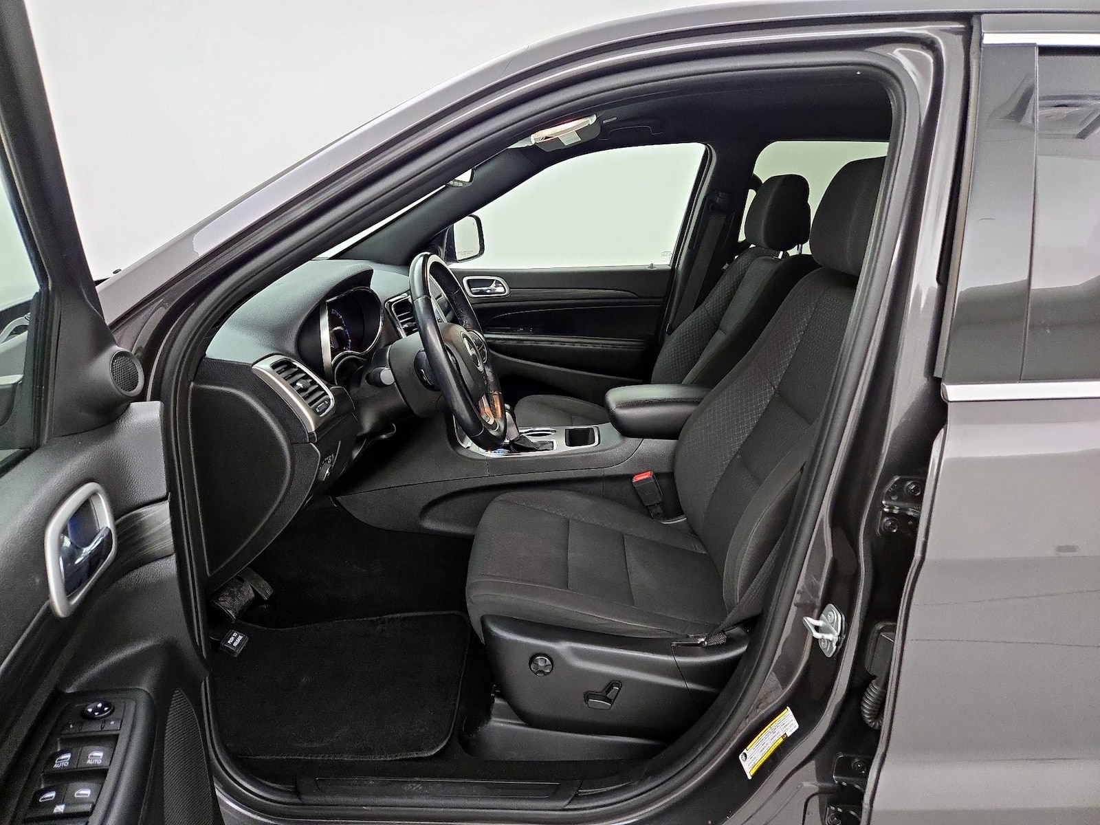 2020 Jeep Grand Cherokee Laredo E - Photo 12