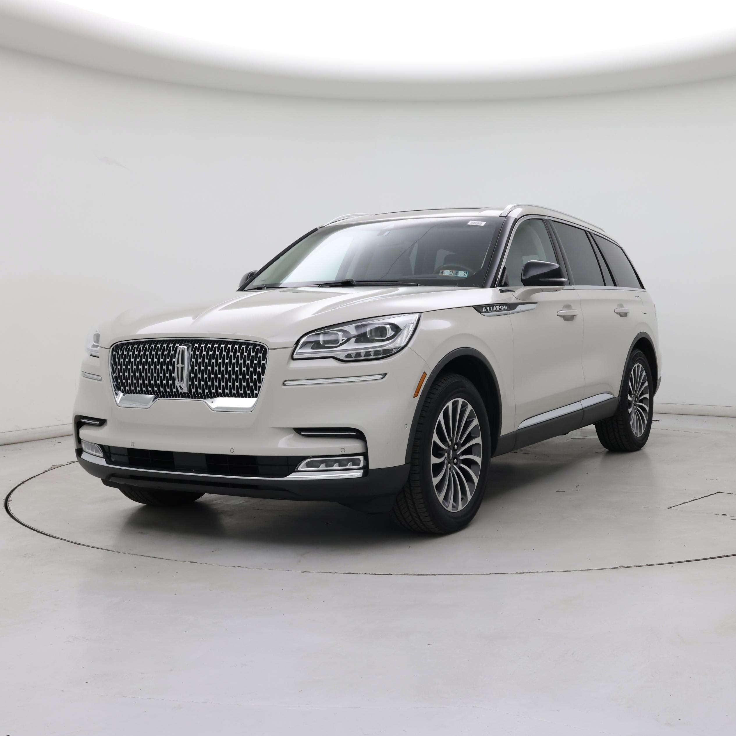 Thumbnail: 2021 Lincoln Aviator - 4