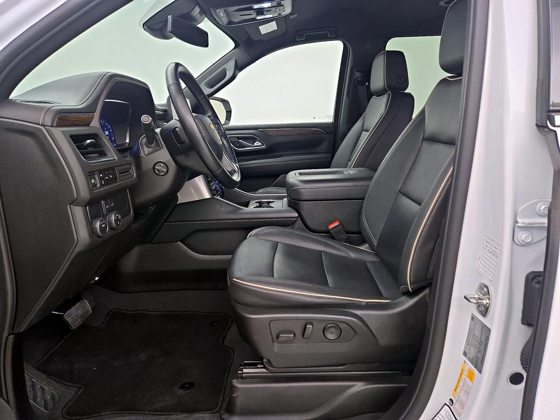 Thumbnail: 2023 Chevrolet Suburban - 11