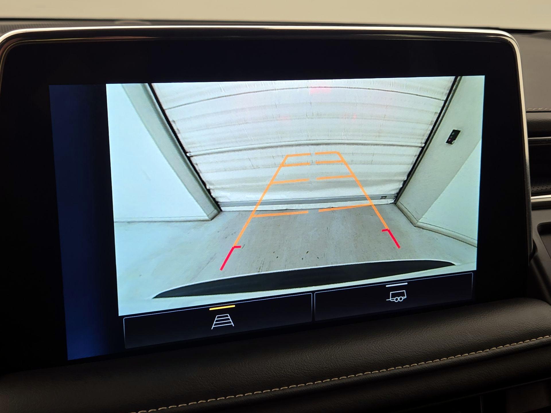 Thumbnail: 2023 Chevrolet Suburban - 14