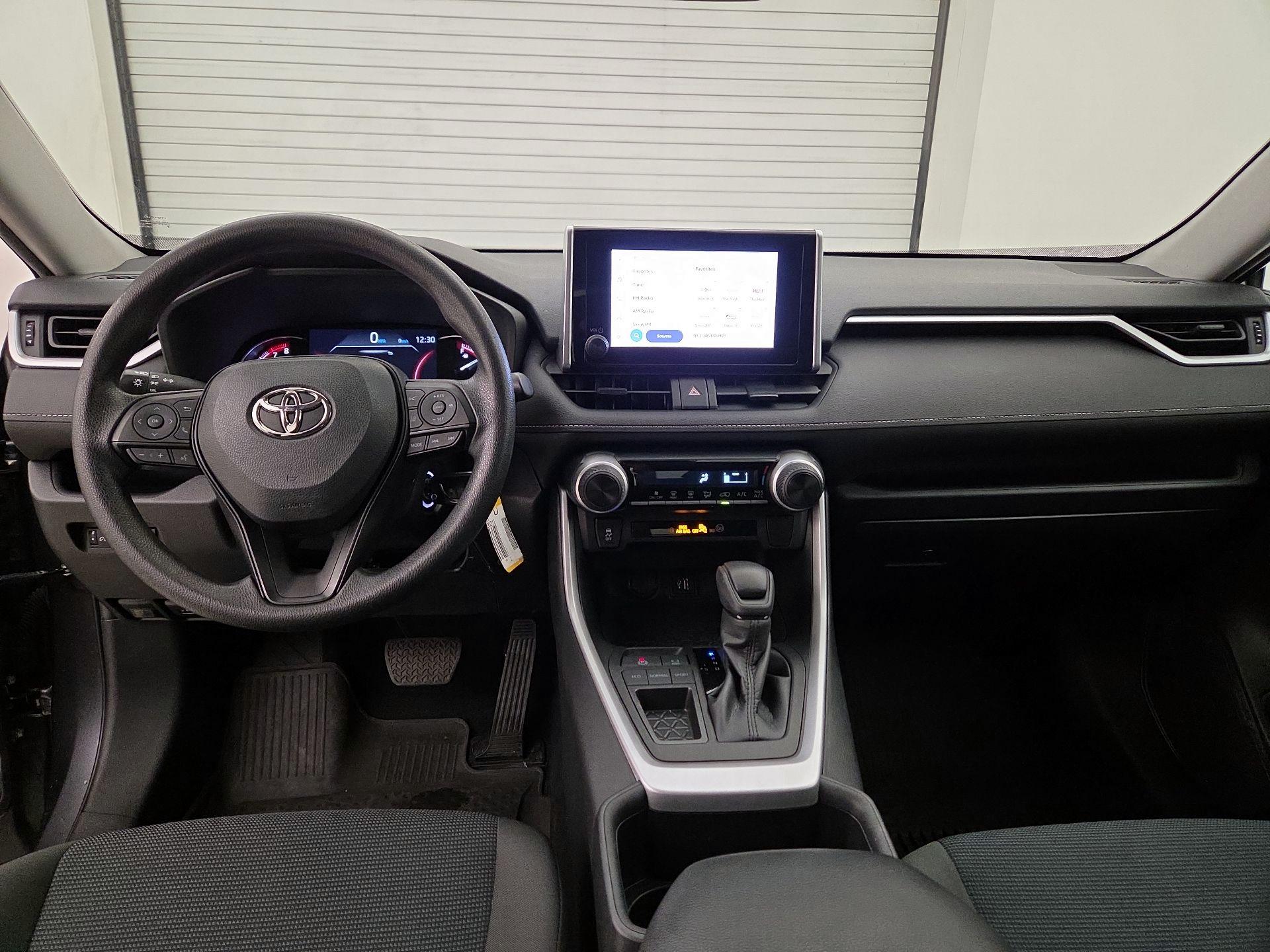Thumbnail: 2023 Toyota RAV4 - 9
