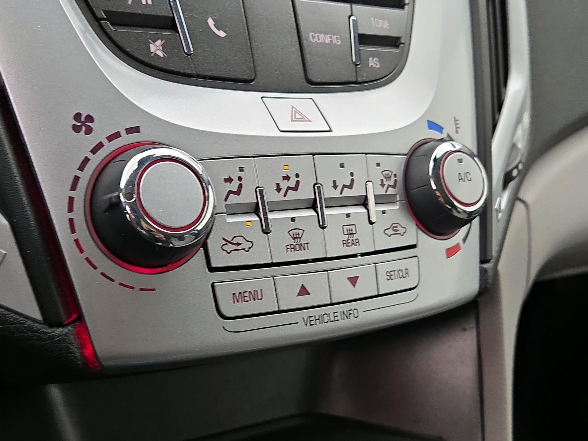 Thumbnail: 2017 GMC Terrain - 15