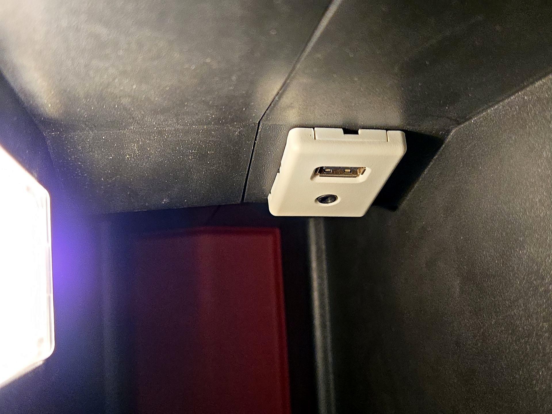 Thumbnail: 2017 GMC Terrain - 17