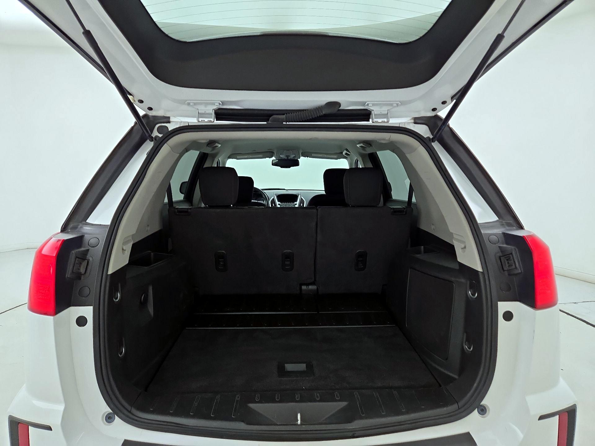 Thumbnail: 2017 GMC Terrain - 19