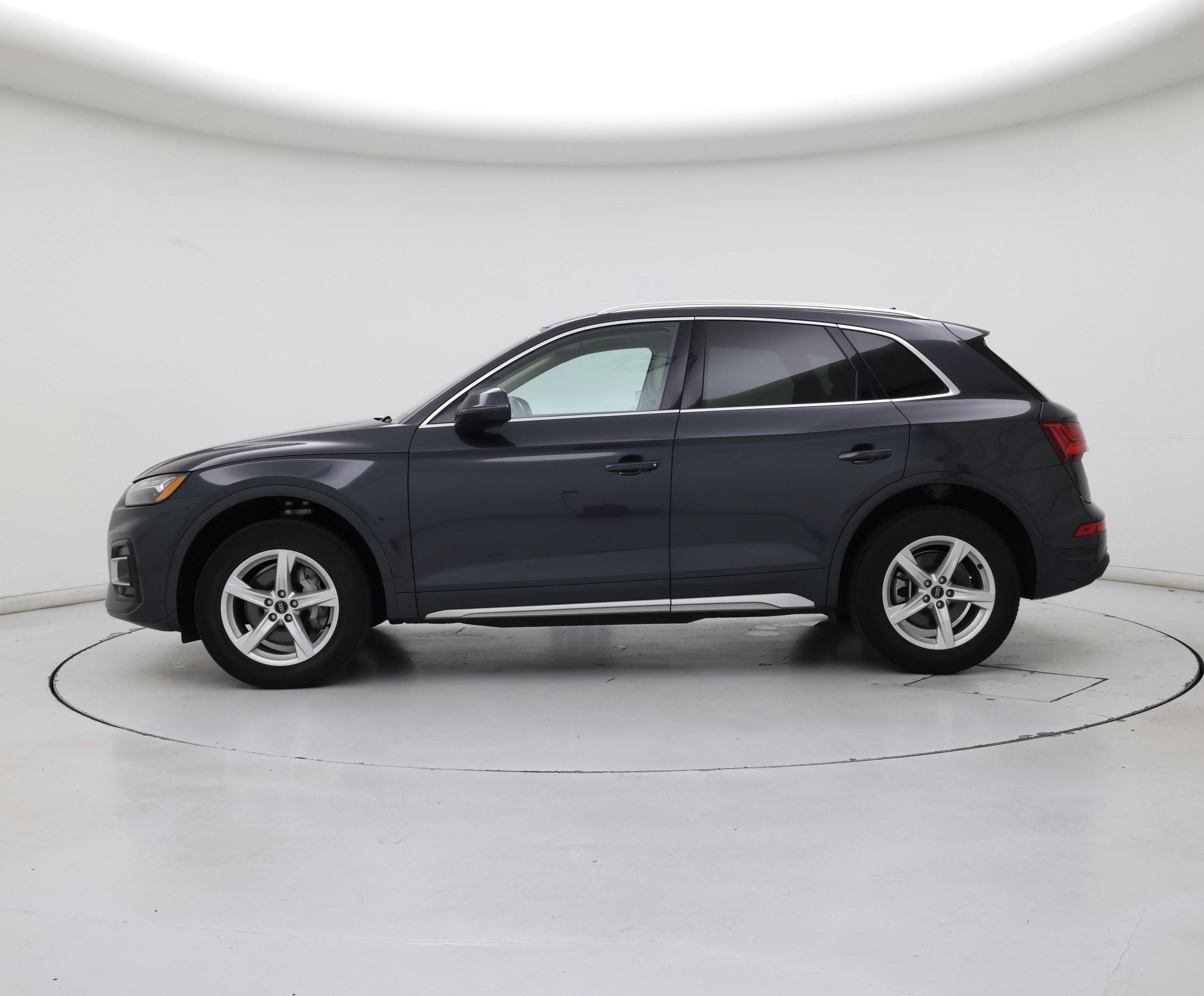 Thumbnail: 2023 Audi Q5 - 3