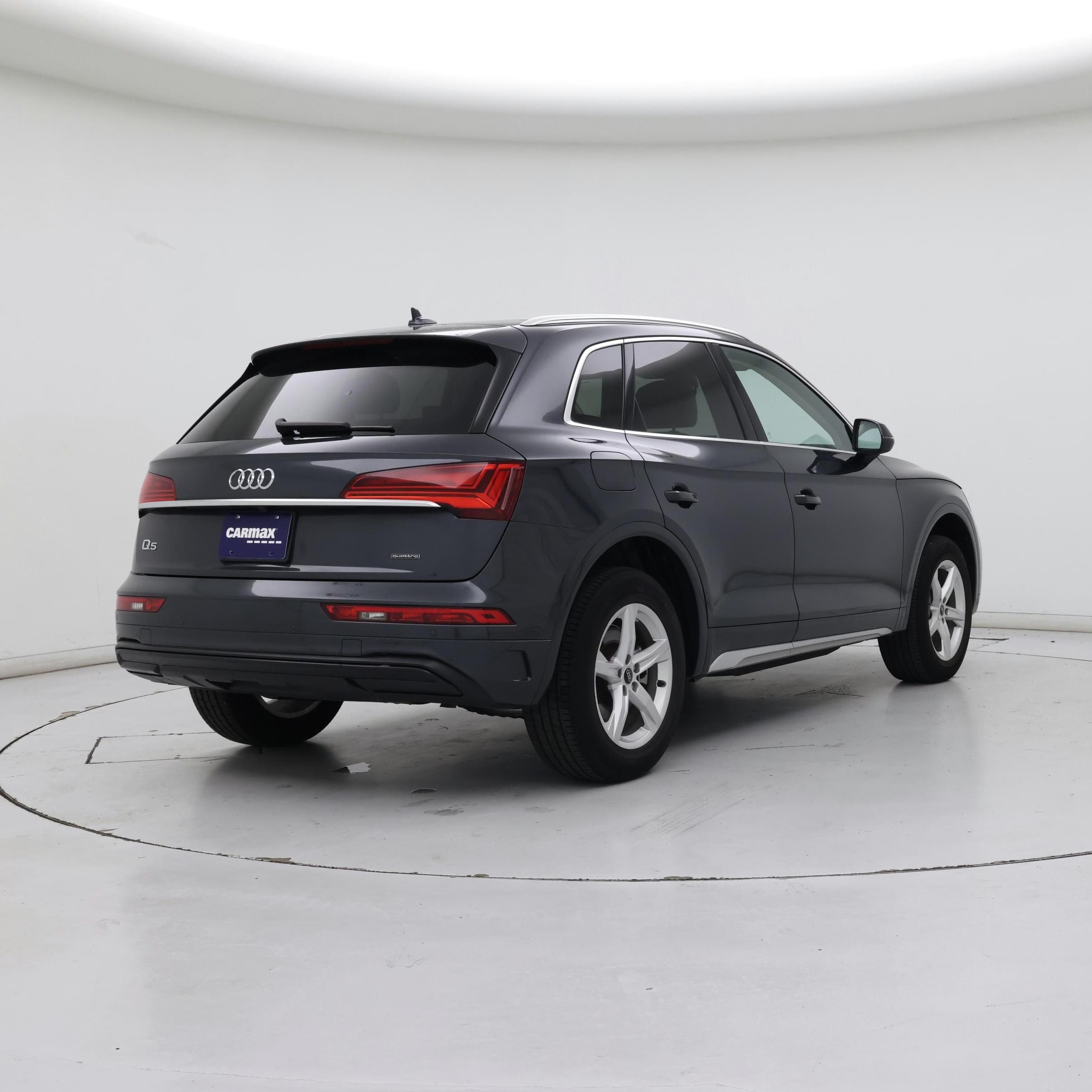 Thumbnail: 2023 Audi Q5 - 8